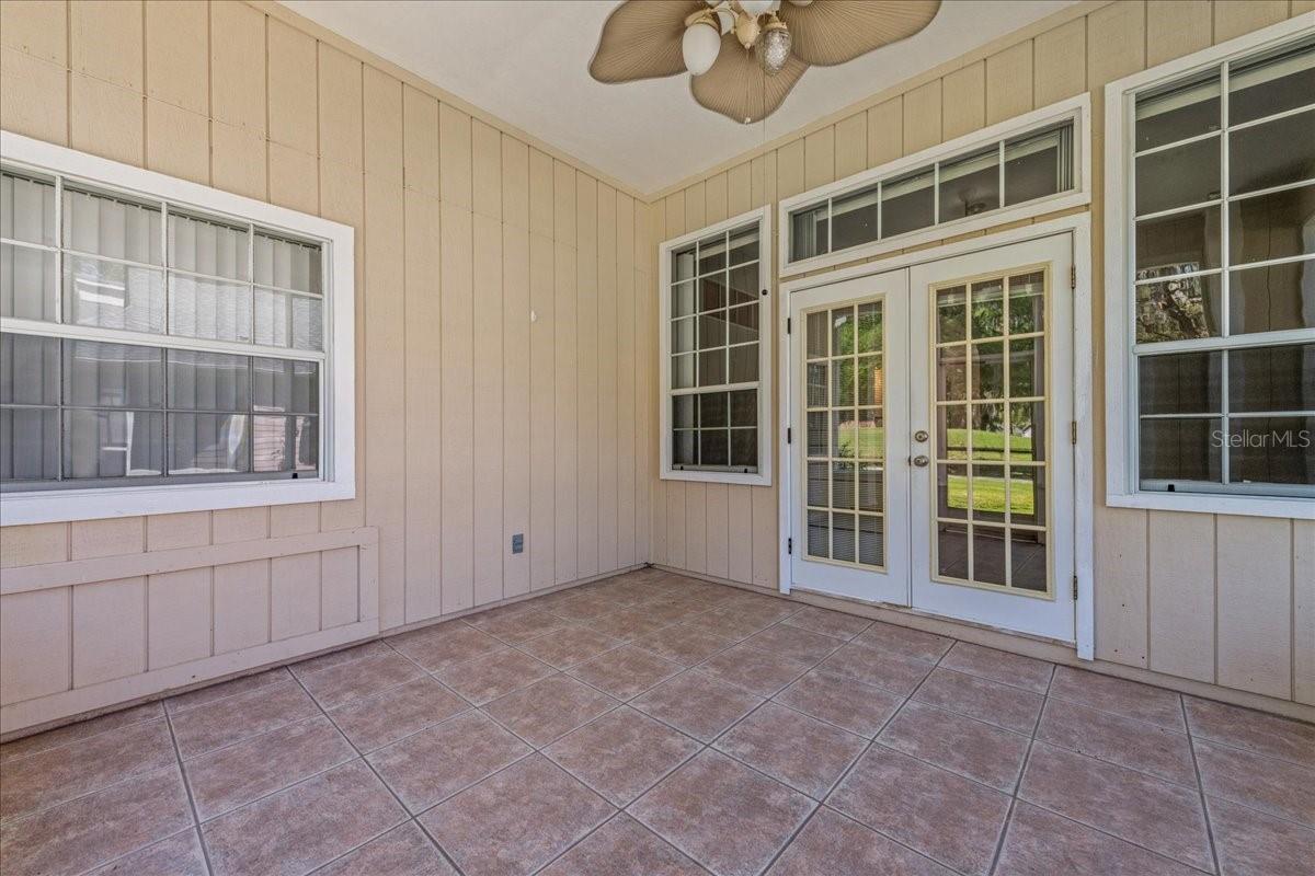 Image 27 of 32 For 11737 Creek Drive