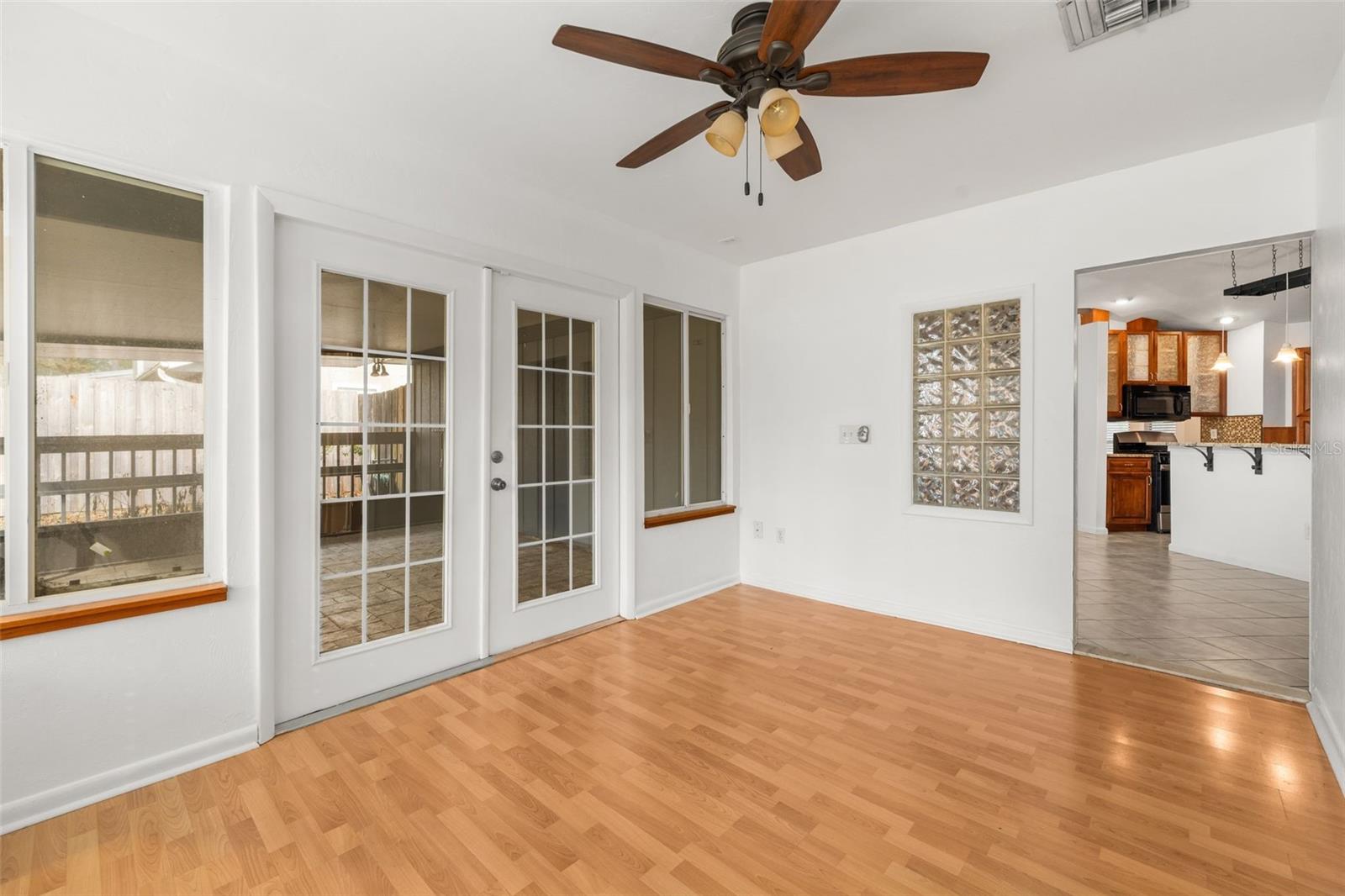 Image 25 of 43 For 4817 37th Place