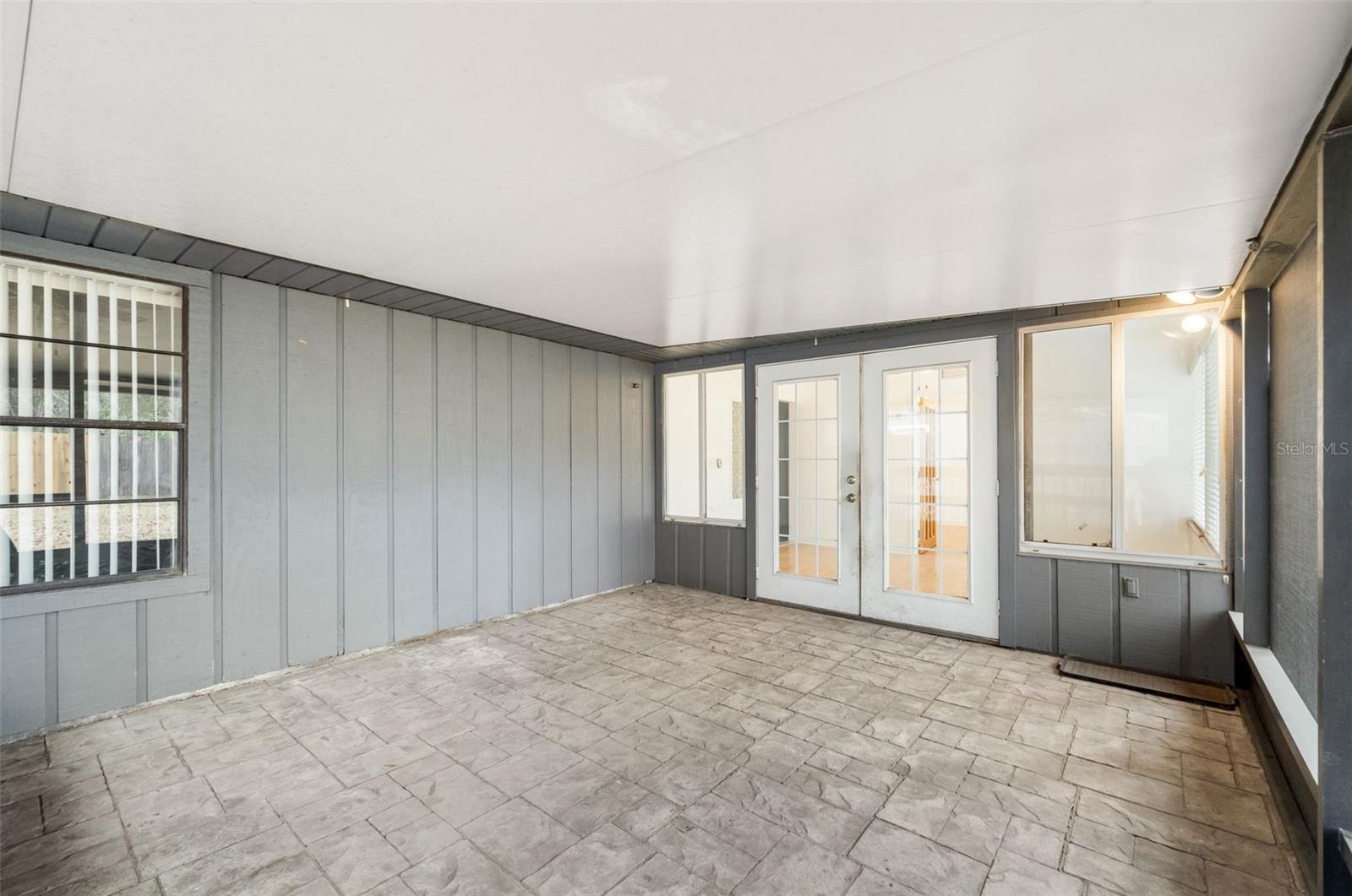 Image 28 of 43 For 4817 37th Place