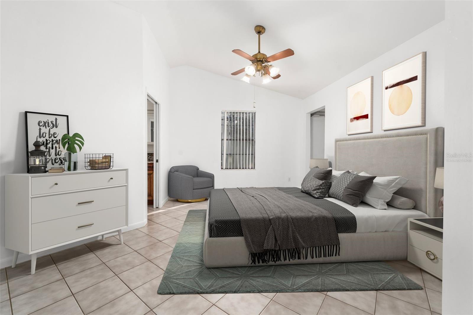 Image 4 of 43 For 4817 37th Place