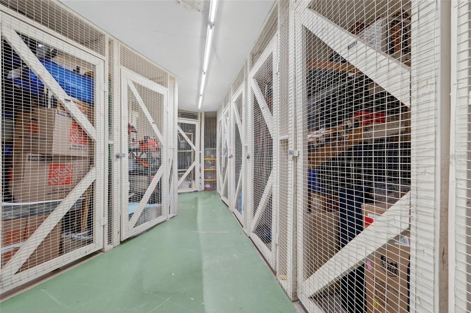 Image 27 of 31 For 10777 Sample Road 1212