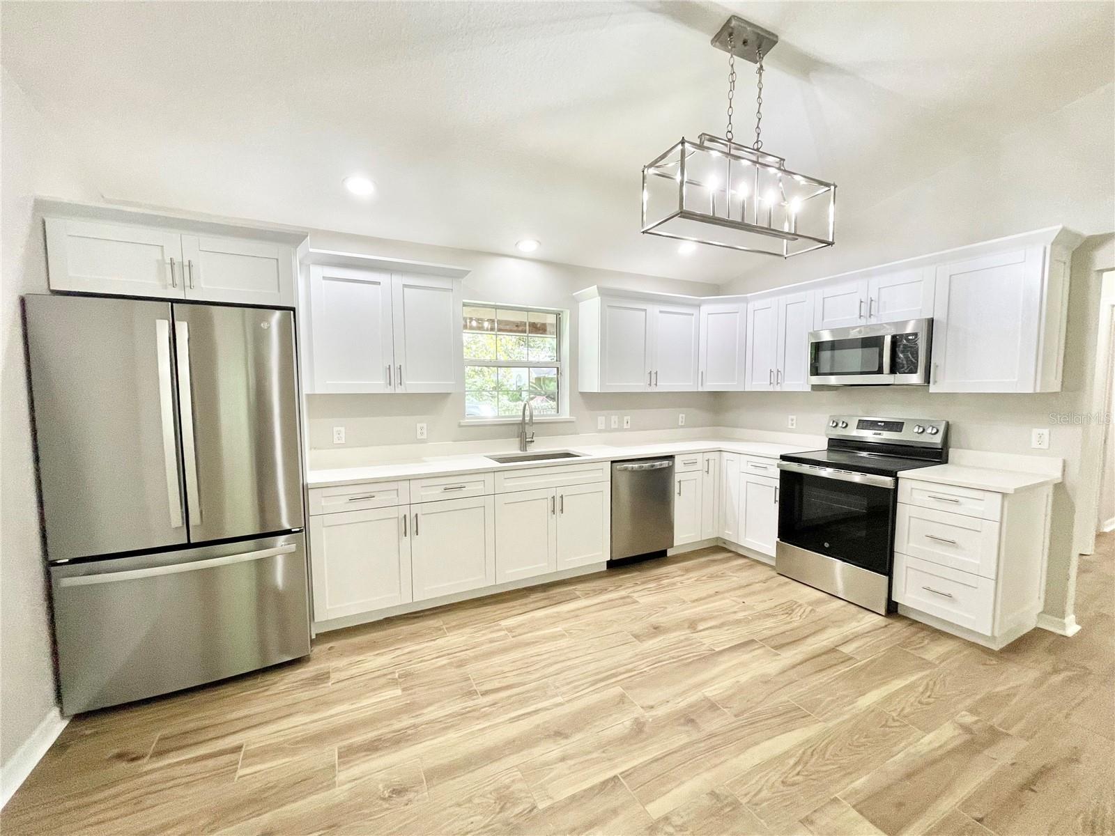 Image 2 of 27 For 3648 7th Place