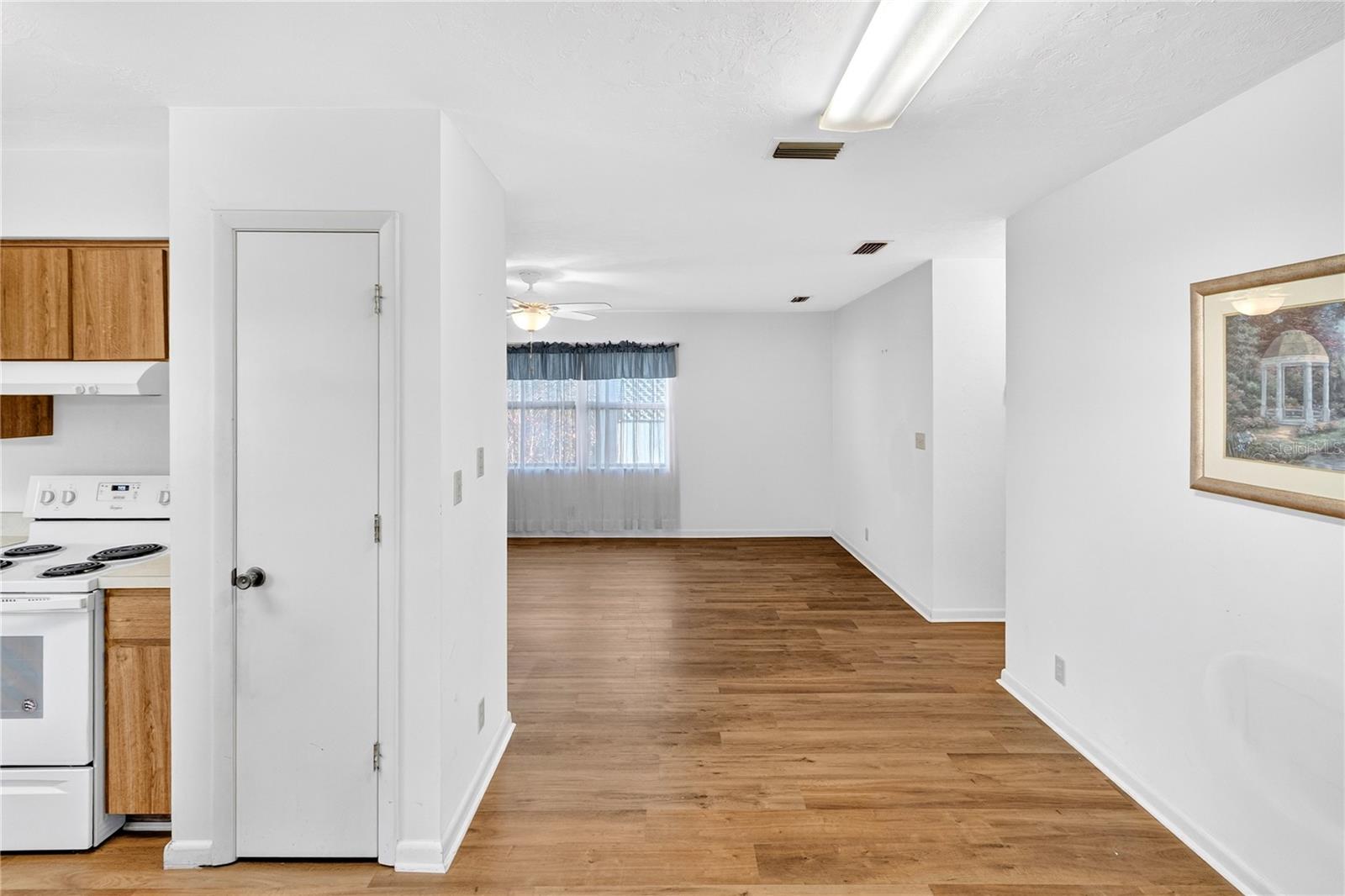 Image 7 of 21 For 8754 37th Circle