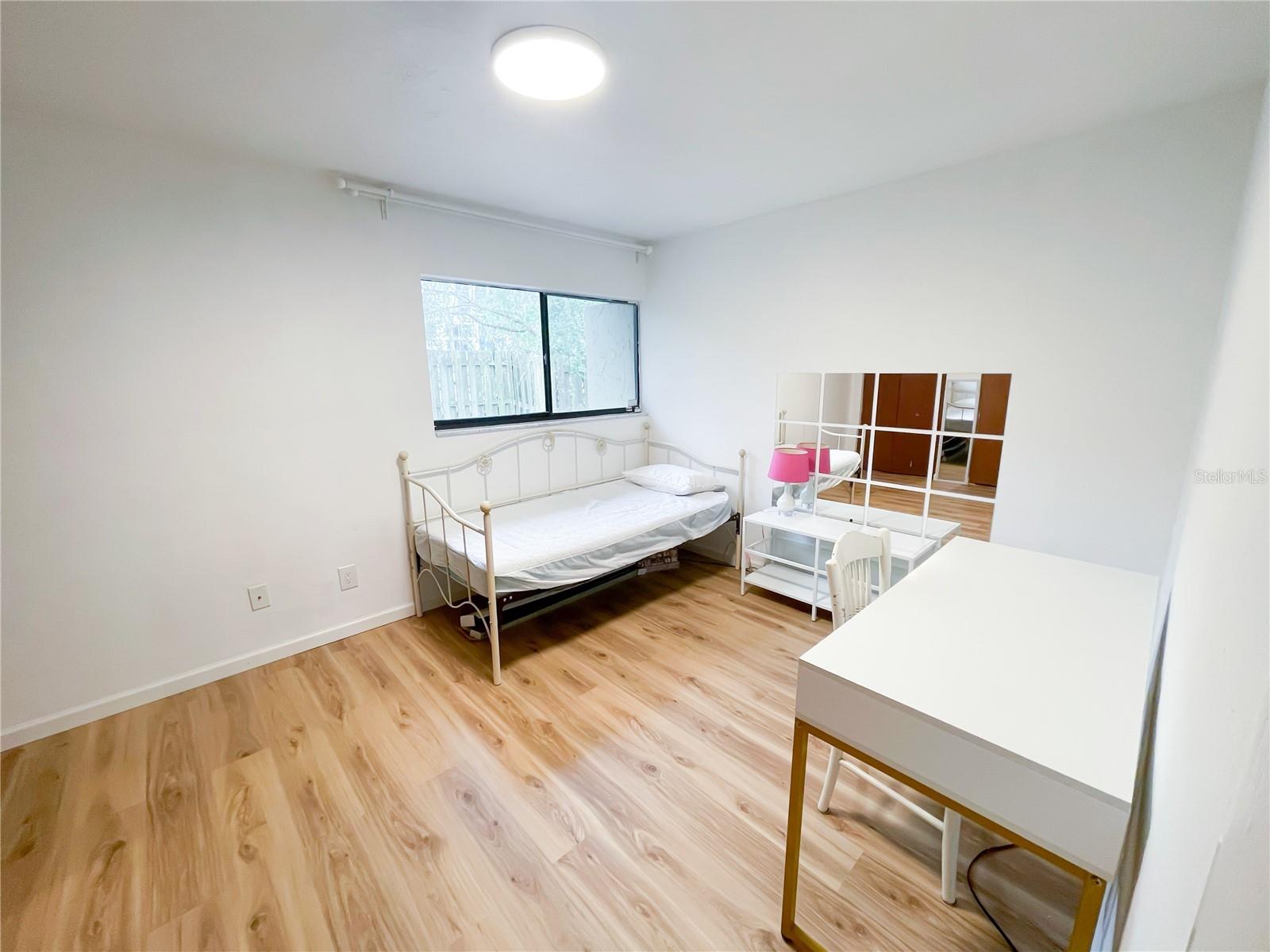 Image 10 of 19 For 2508 35th Place 54