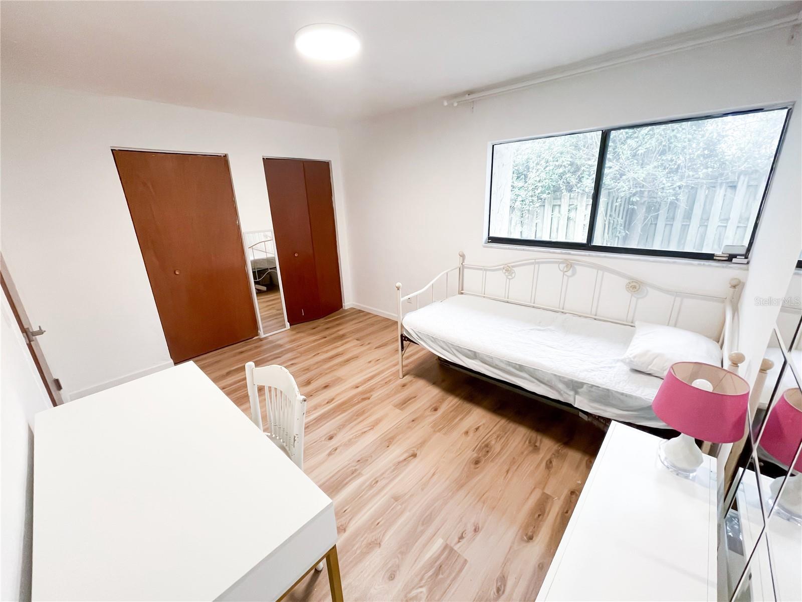 Image 11 of 19 For 2508 35th Place 54