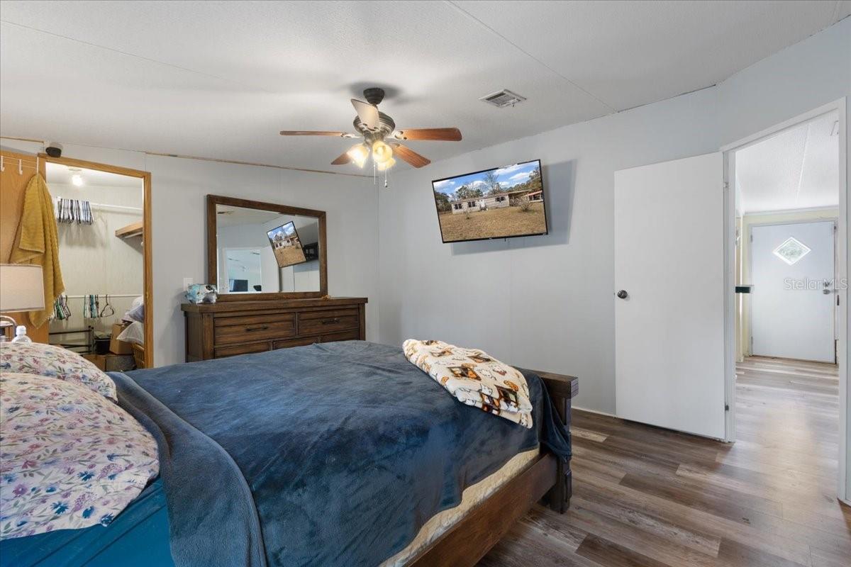 Image 17 of 40 For 12290 85th Avenue