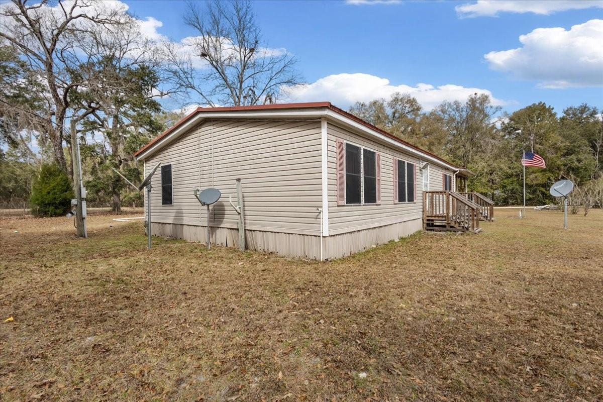 Image 25 of 40 For 12290 85th Avenue