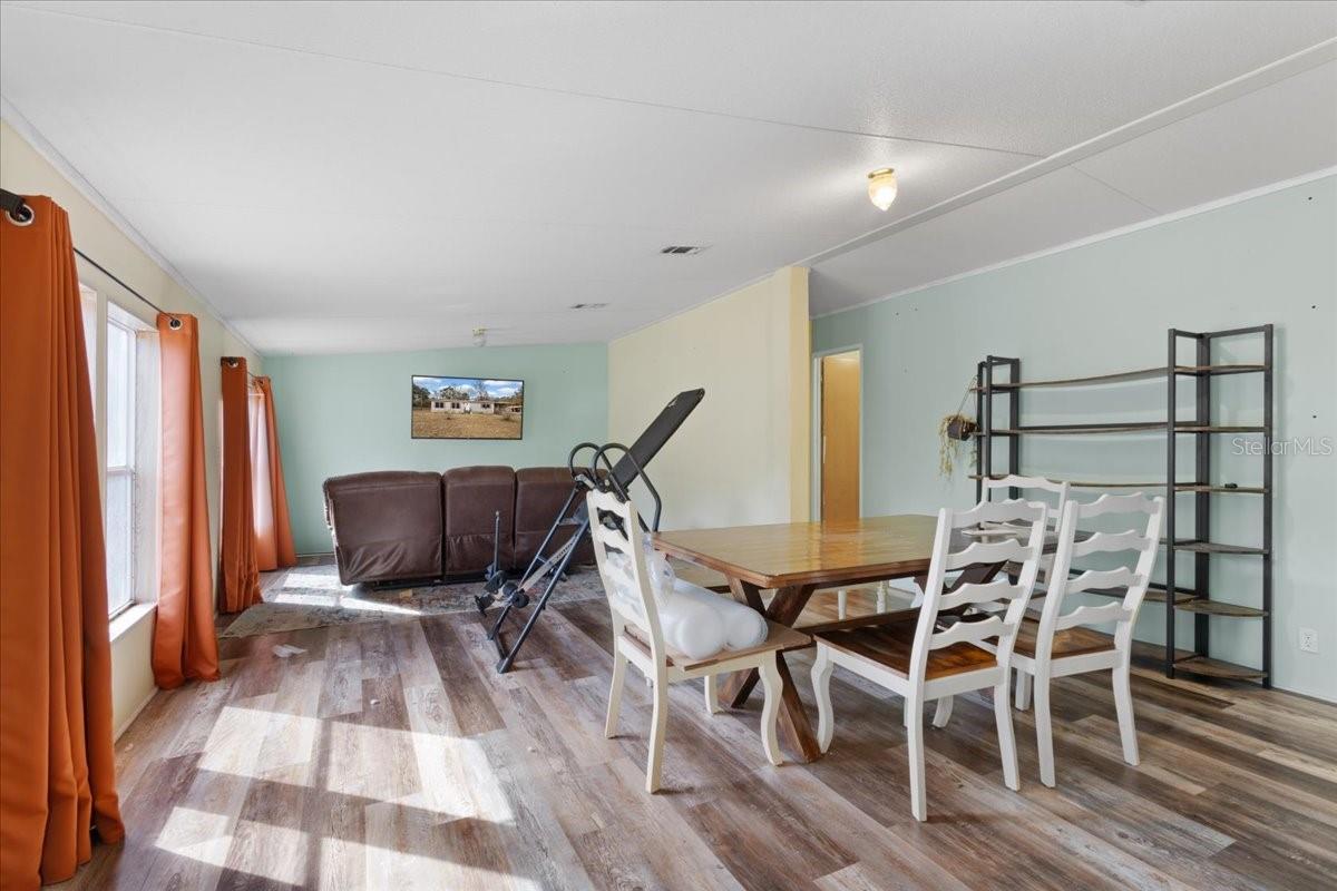 Image 7 of 40 For 12290 85th Avenue