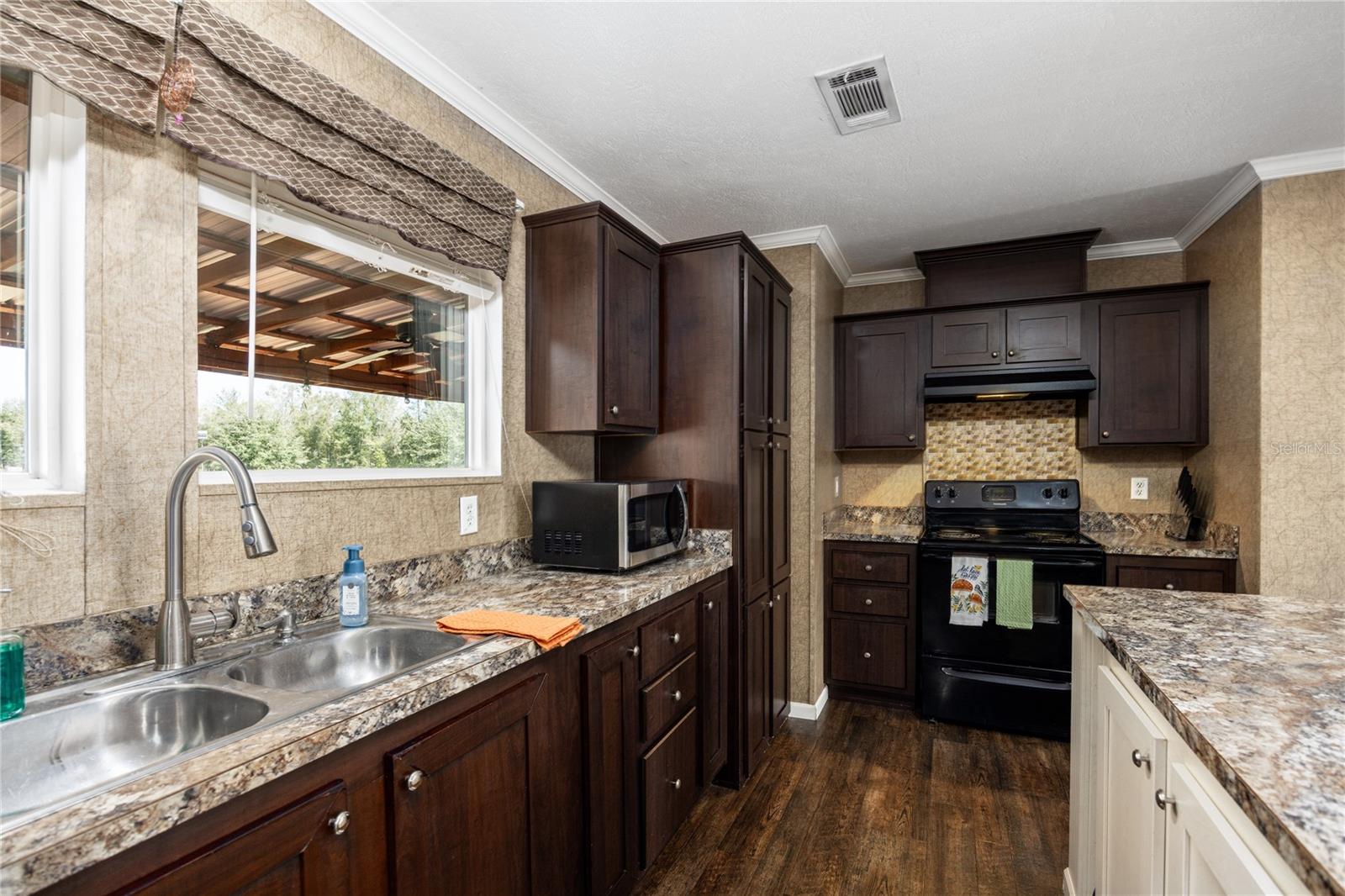 Image 15 of 52 For 25228 158th Avenue