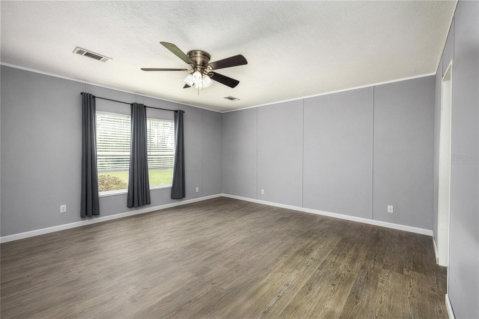 Image 25 of 52 For 25228 158th Avenue