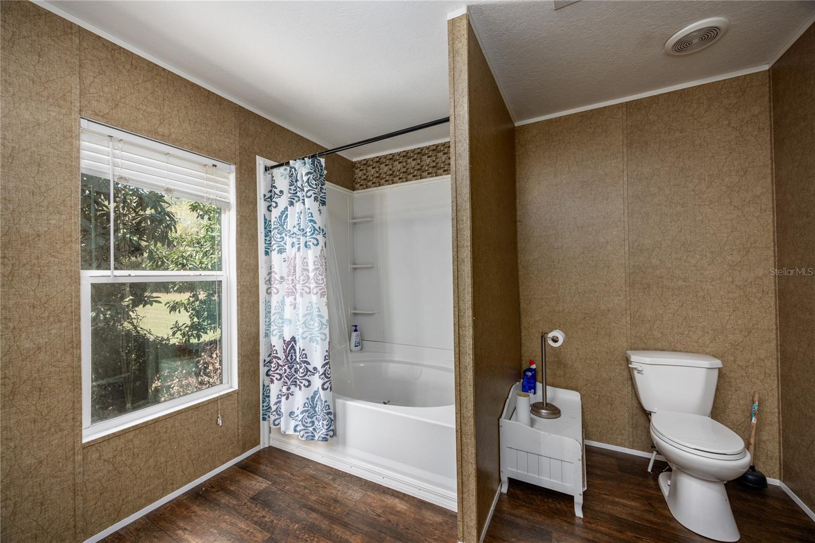 Image 27 of 52 For 25228 158th Avenue