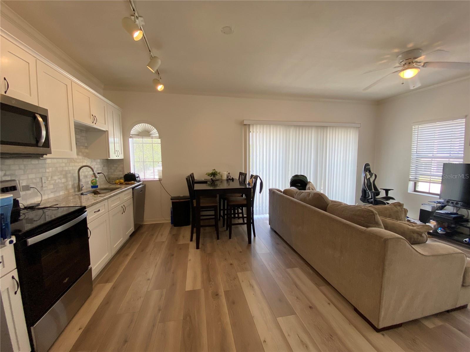 Image 10 of 16 For 20 6th Street 203