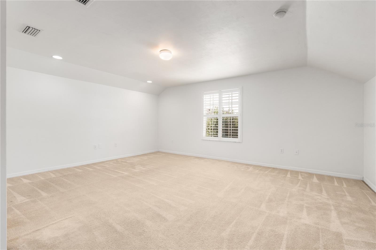 Image 17 of 30 For 9984 18th Road