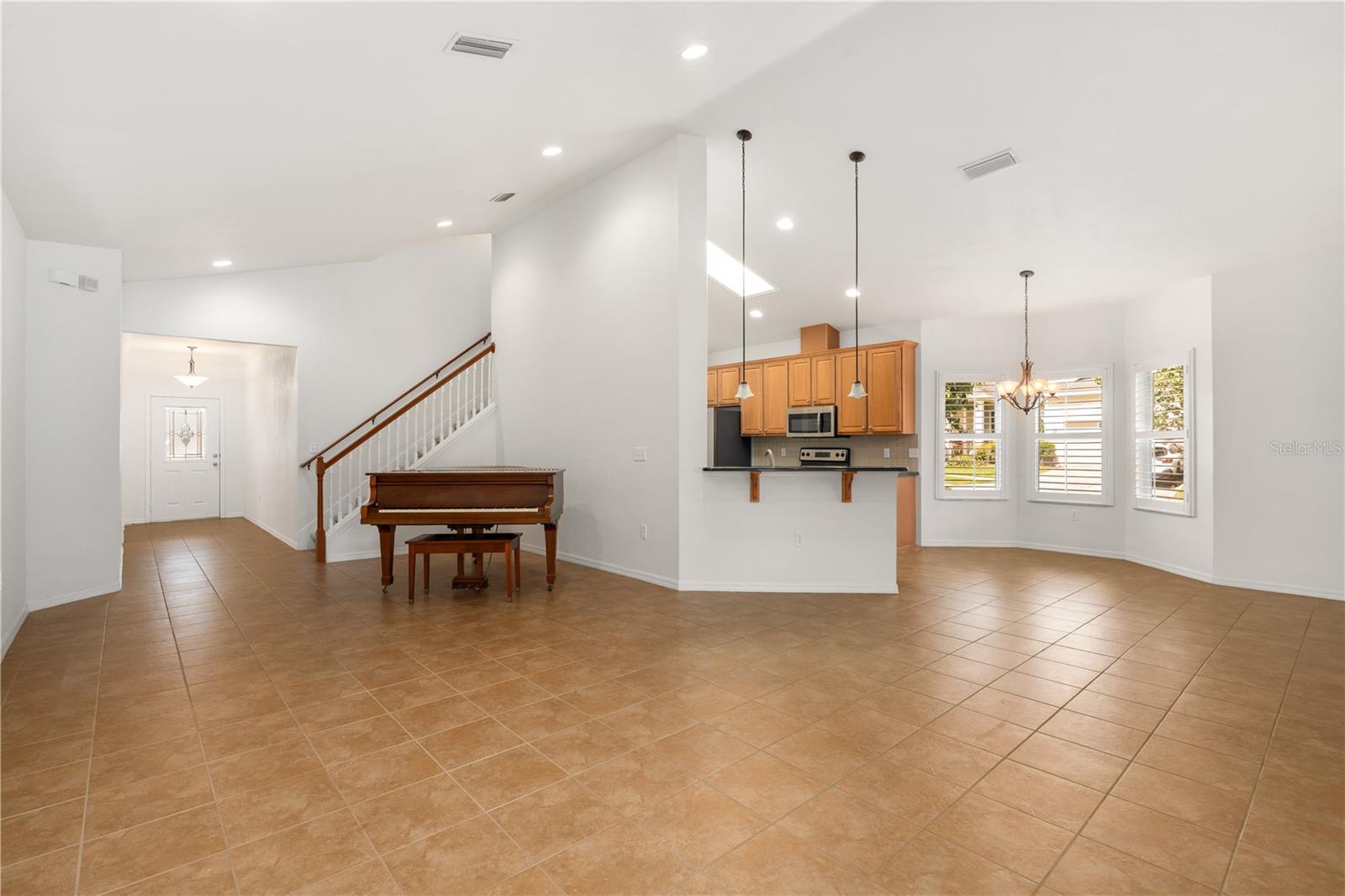 Image 4 of 30 For 9984 18th Road