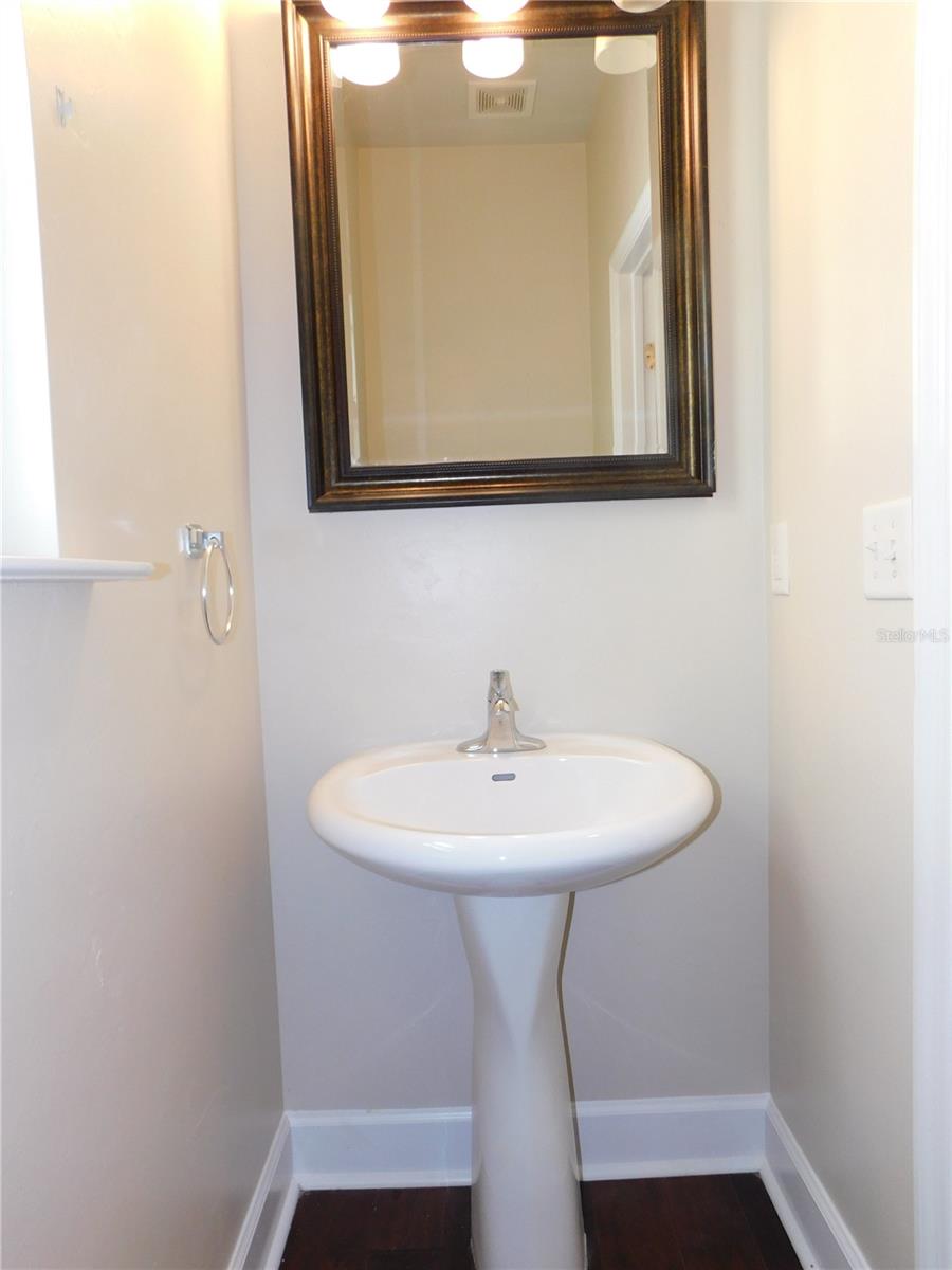 Image 9 of 25 For 5156 21st Drive