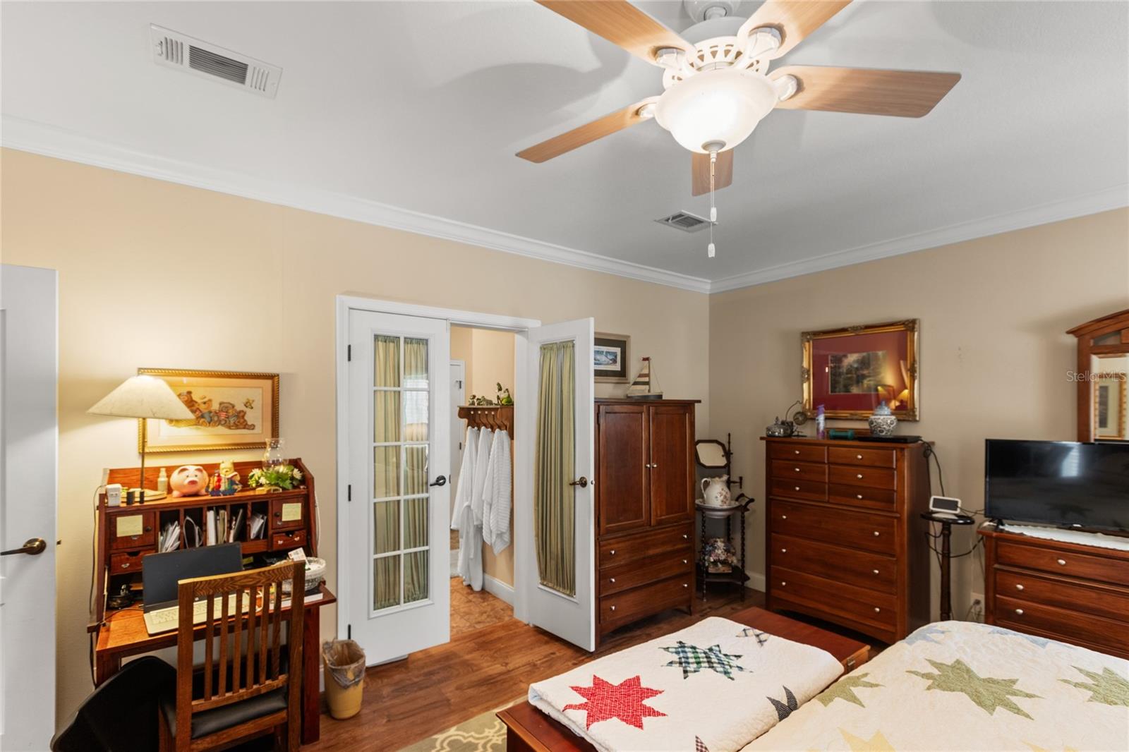 Image 40 of 62 For 5711 Caribbean Circle