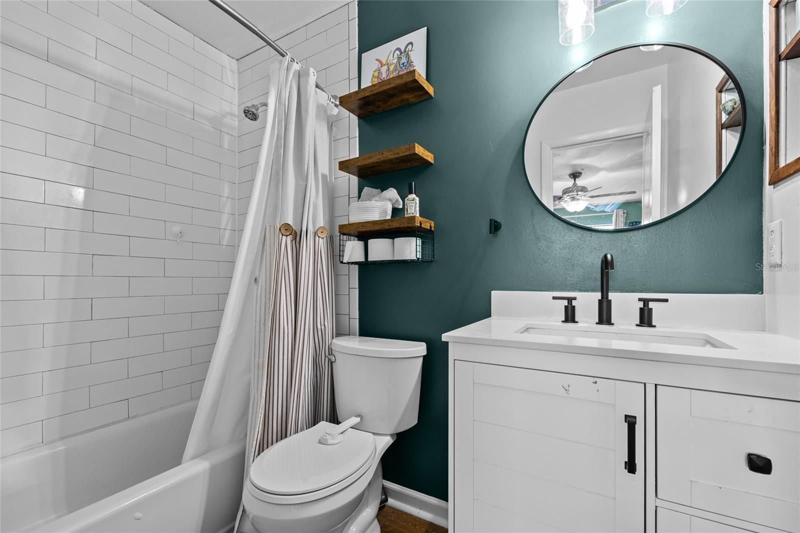 Image 19 of 33 For 2134 7th Terrace