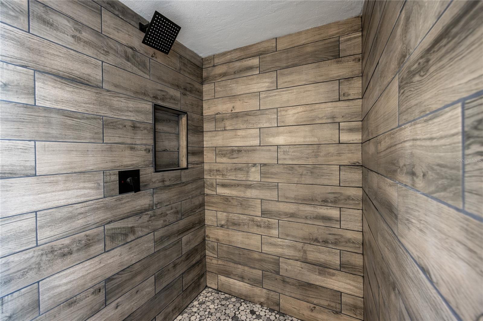 Image 25 of 62 For 122 Cypress Drive