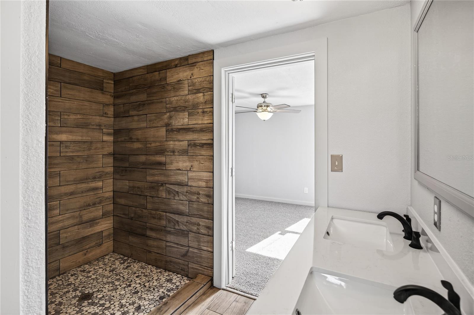 Image 27 of 62 For 122 Cypress Drive