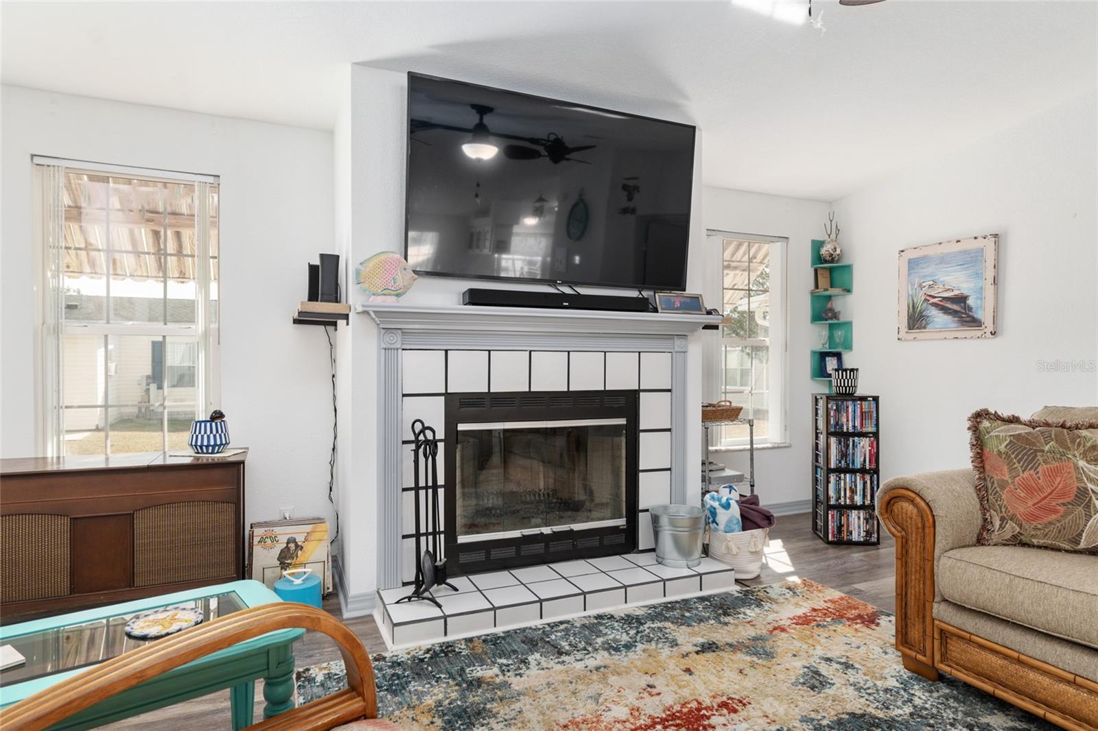 Image 13 of 58 For 563 78th Court