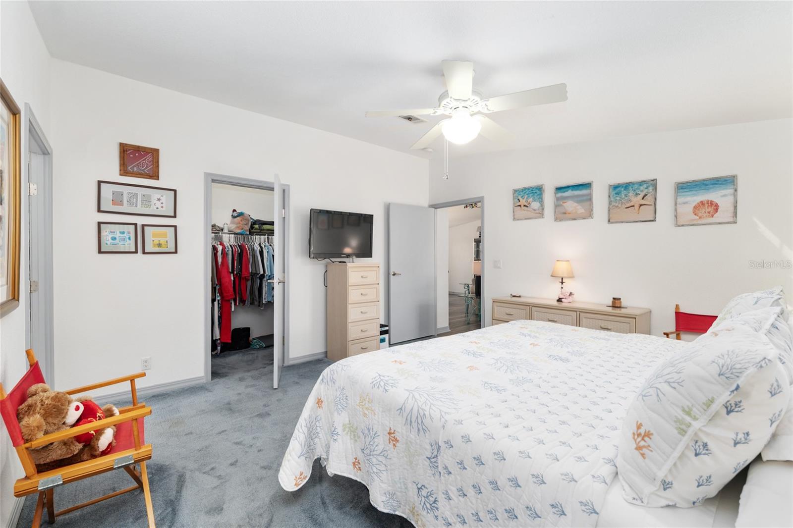 Image 25 of 58 For 563 78th Court