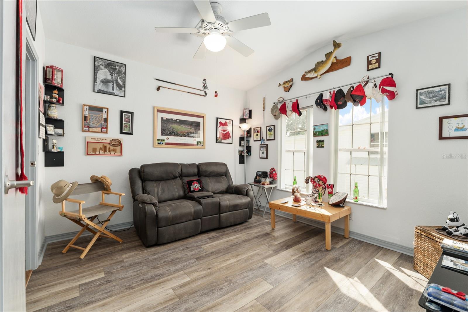 Image 30 of 58 For 563 78th Court