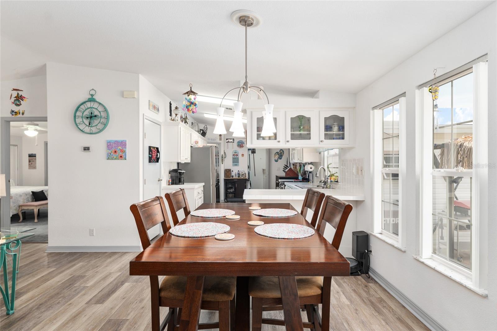 Image 9 of 58 For 563 78th Court