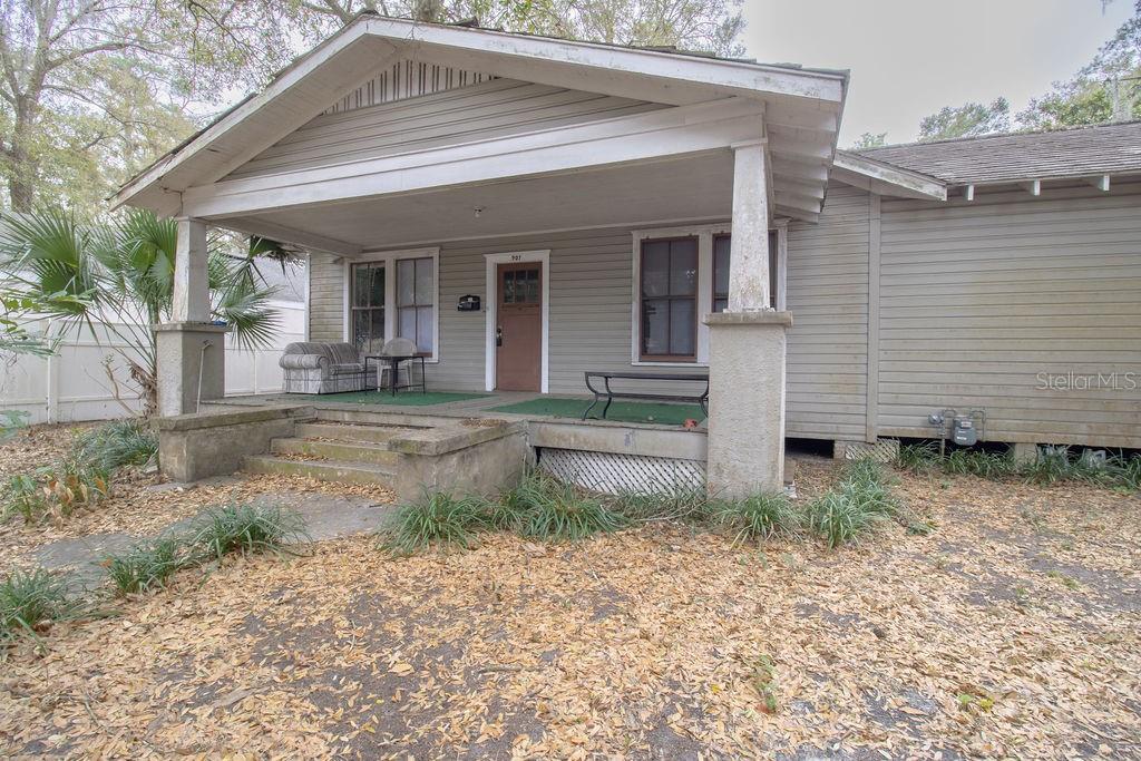 Image 2 of 13 For 907 11th Avenue