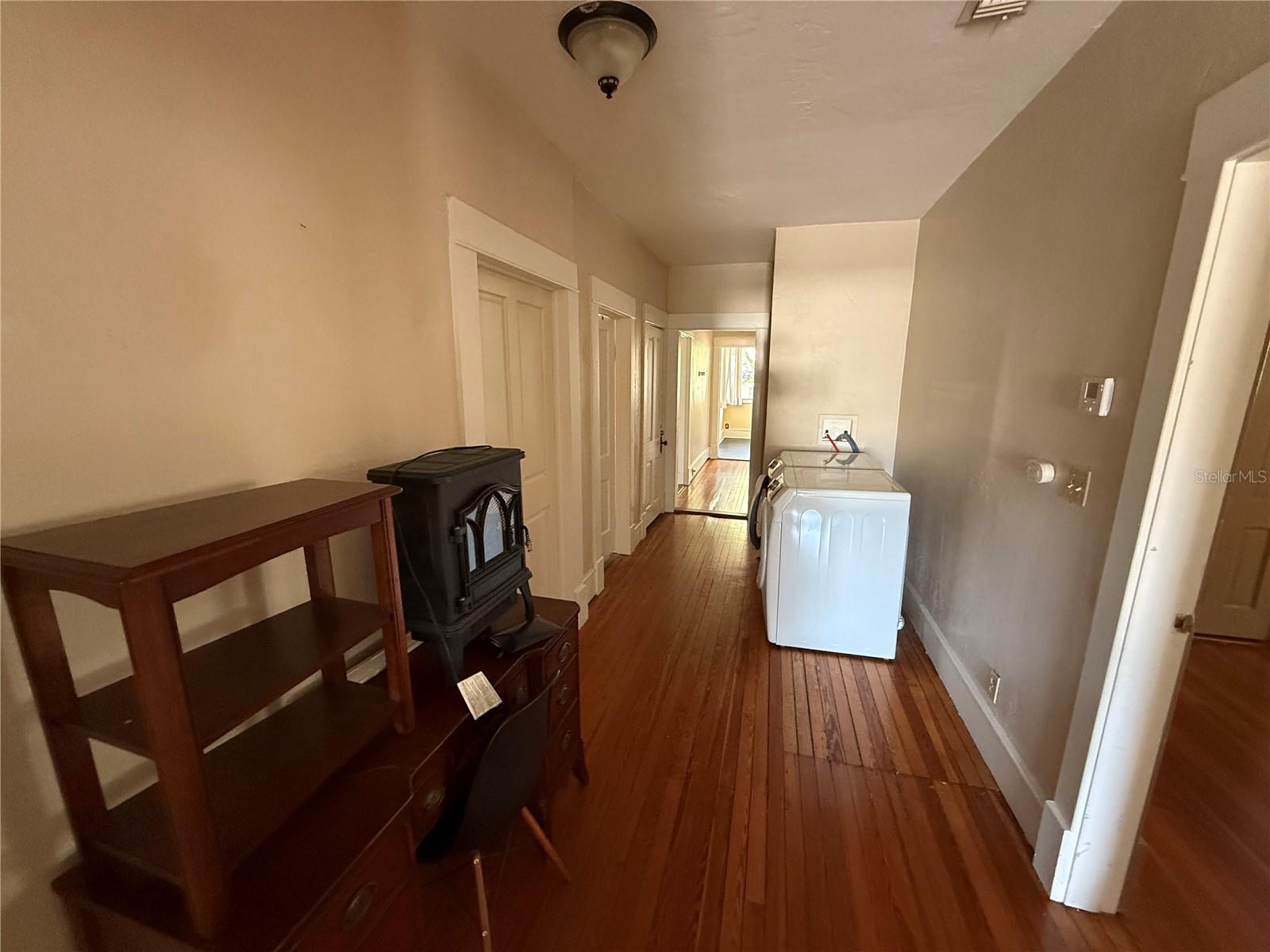 Image 11 of 12 For 824 University Avenue C