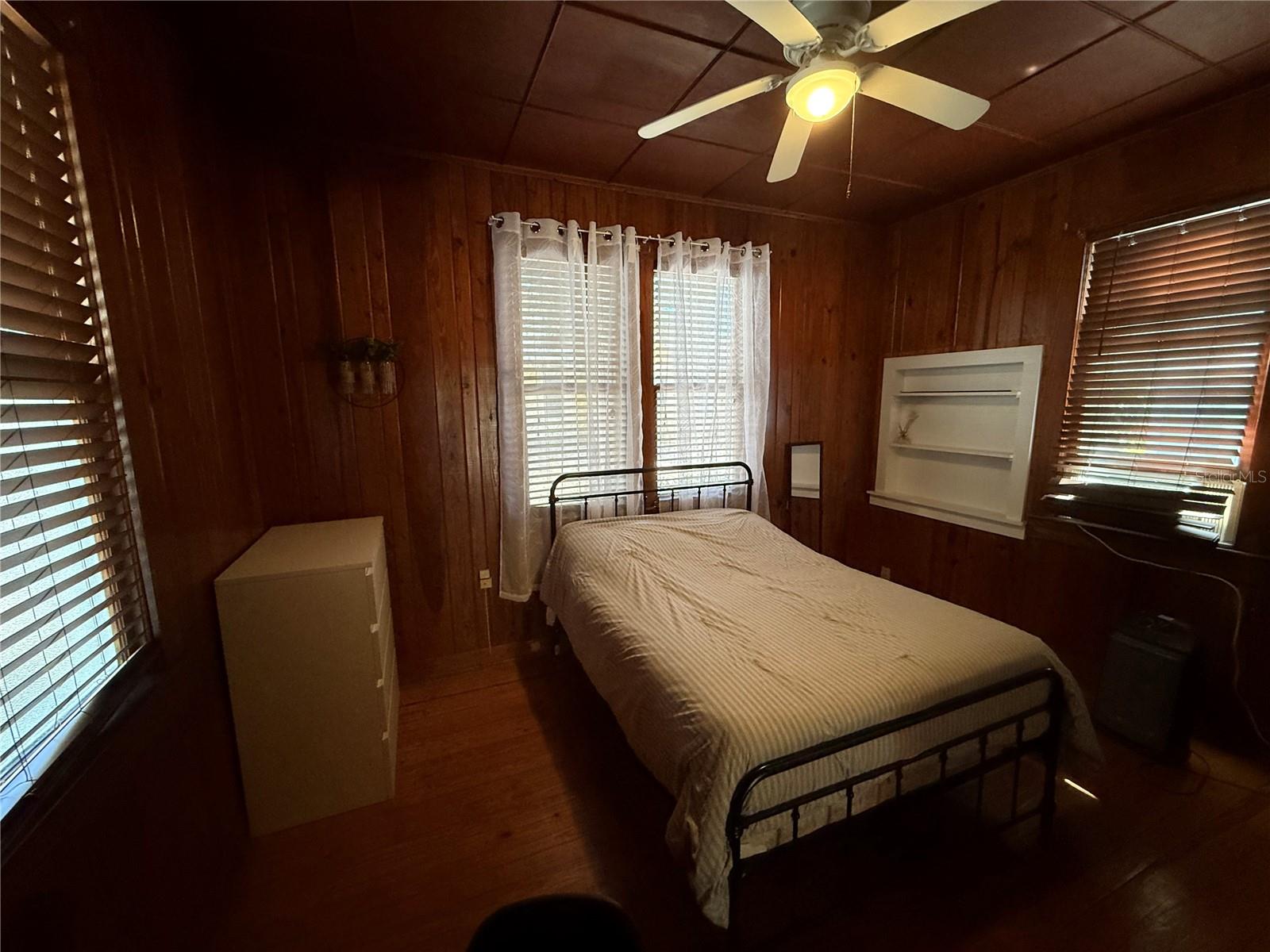 Image 6 of 6 For 824 University Avenue B