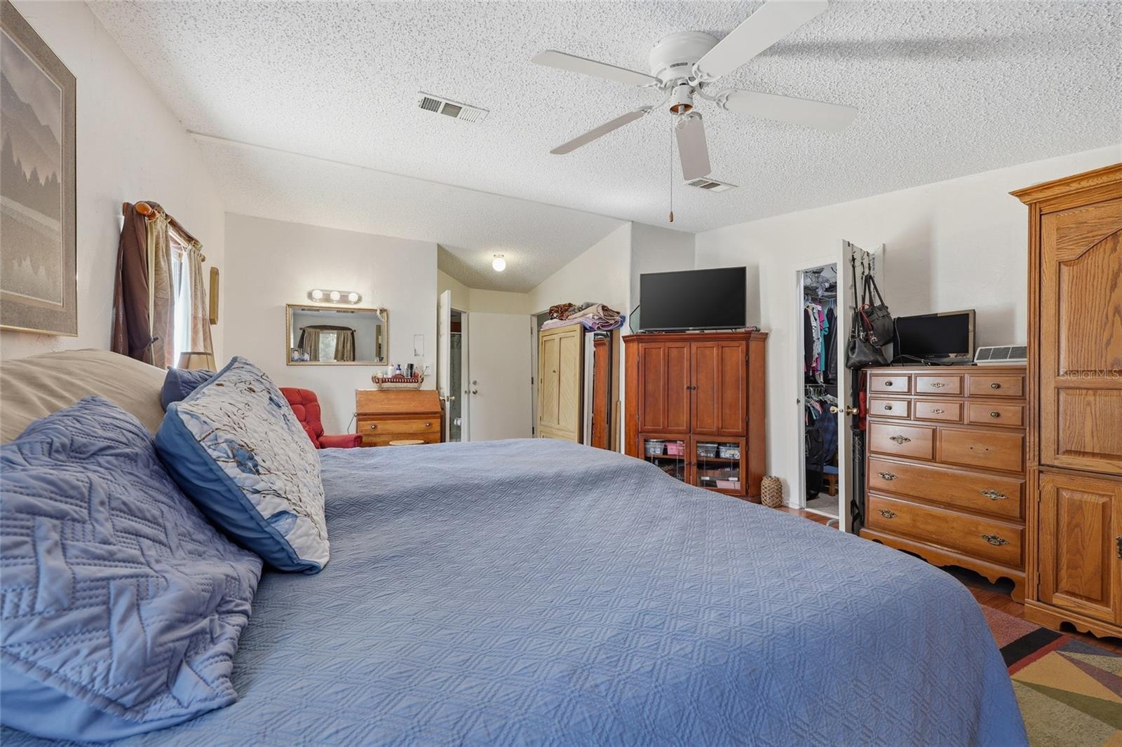 Image 18 of 30 For 1131 166th Street