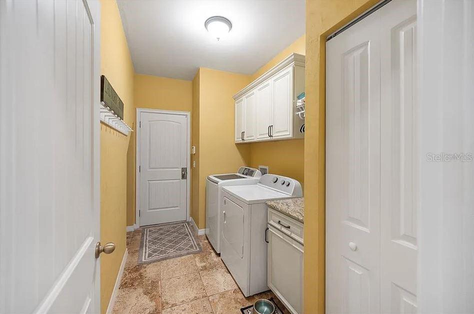 Image 22 of 36 For 7827 79th Drive