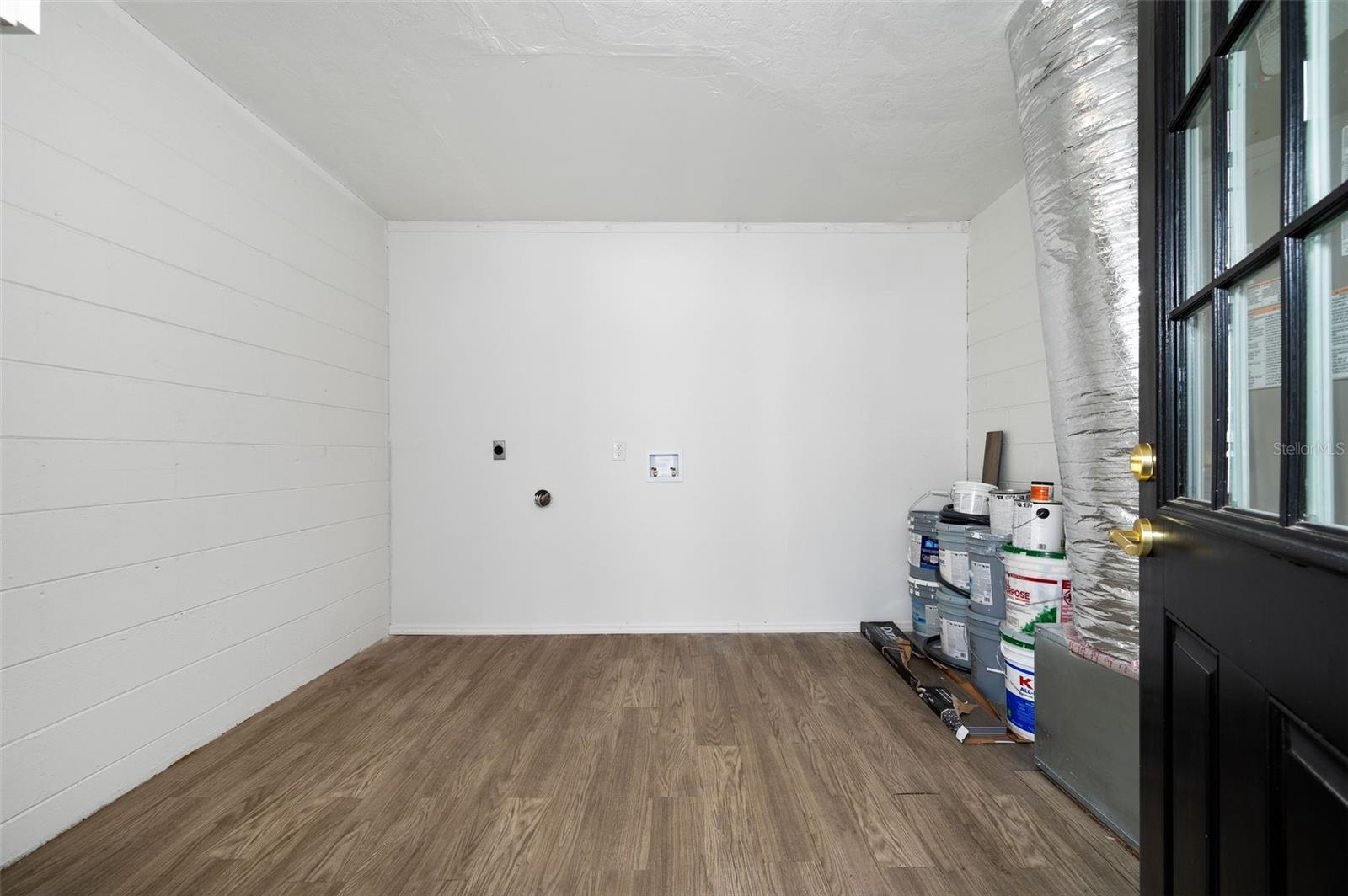 Image 33 of 40 For 3725 8th Avenue