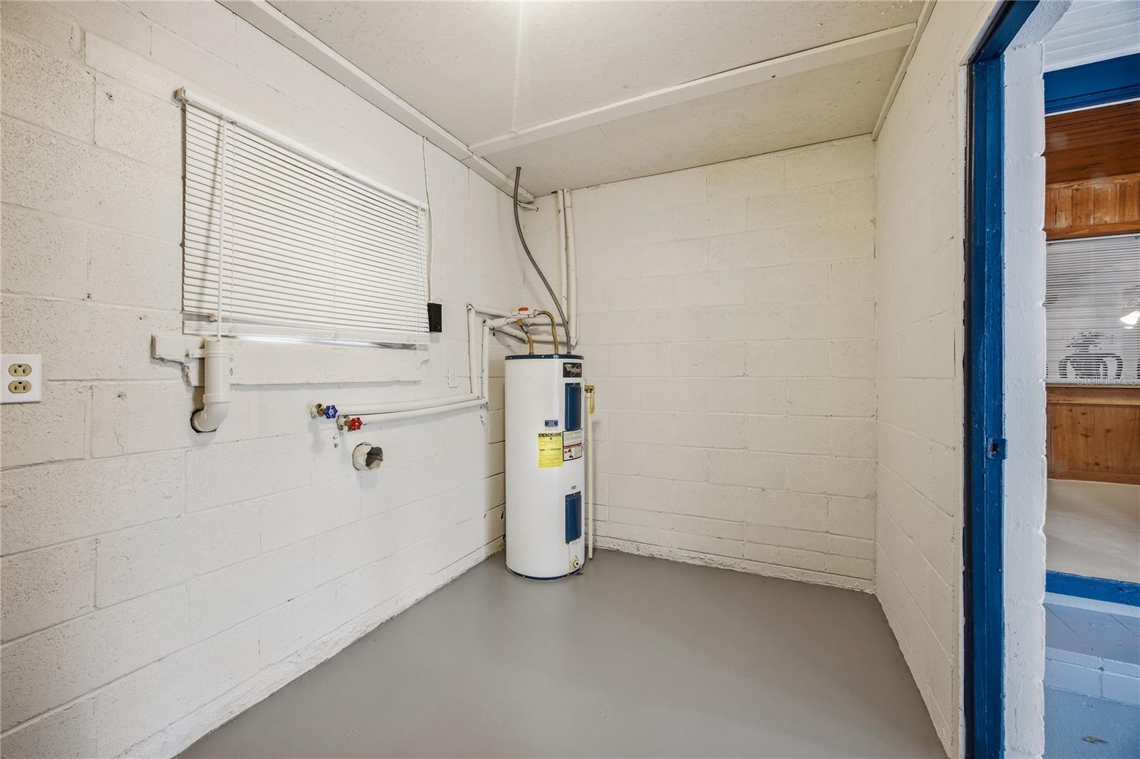 Image 26 of 30 For 24 45th Street