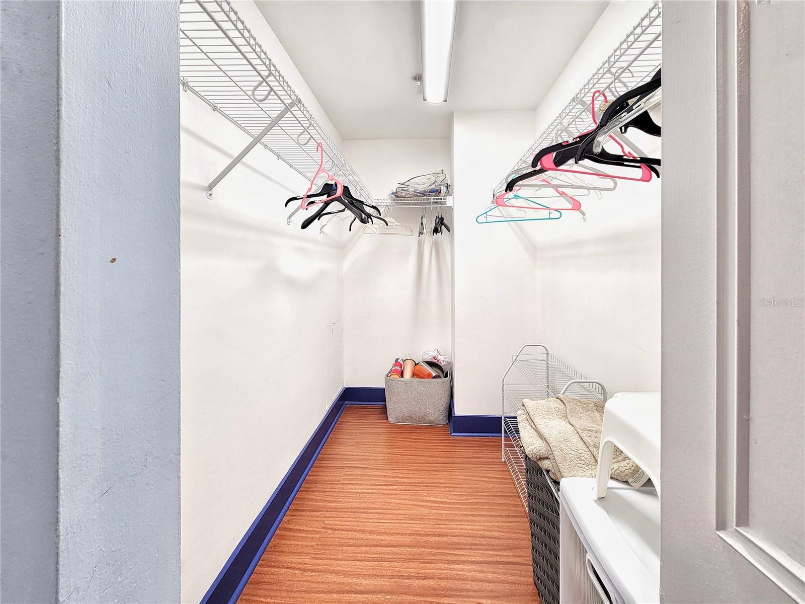 Image 12 of 40 For 2515 35th Place 219