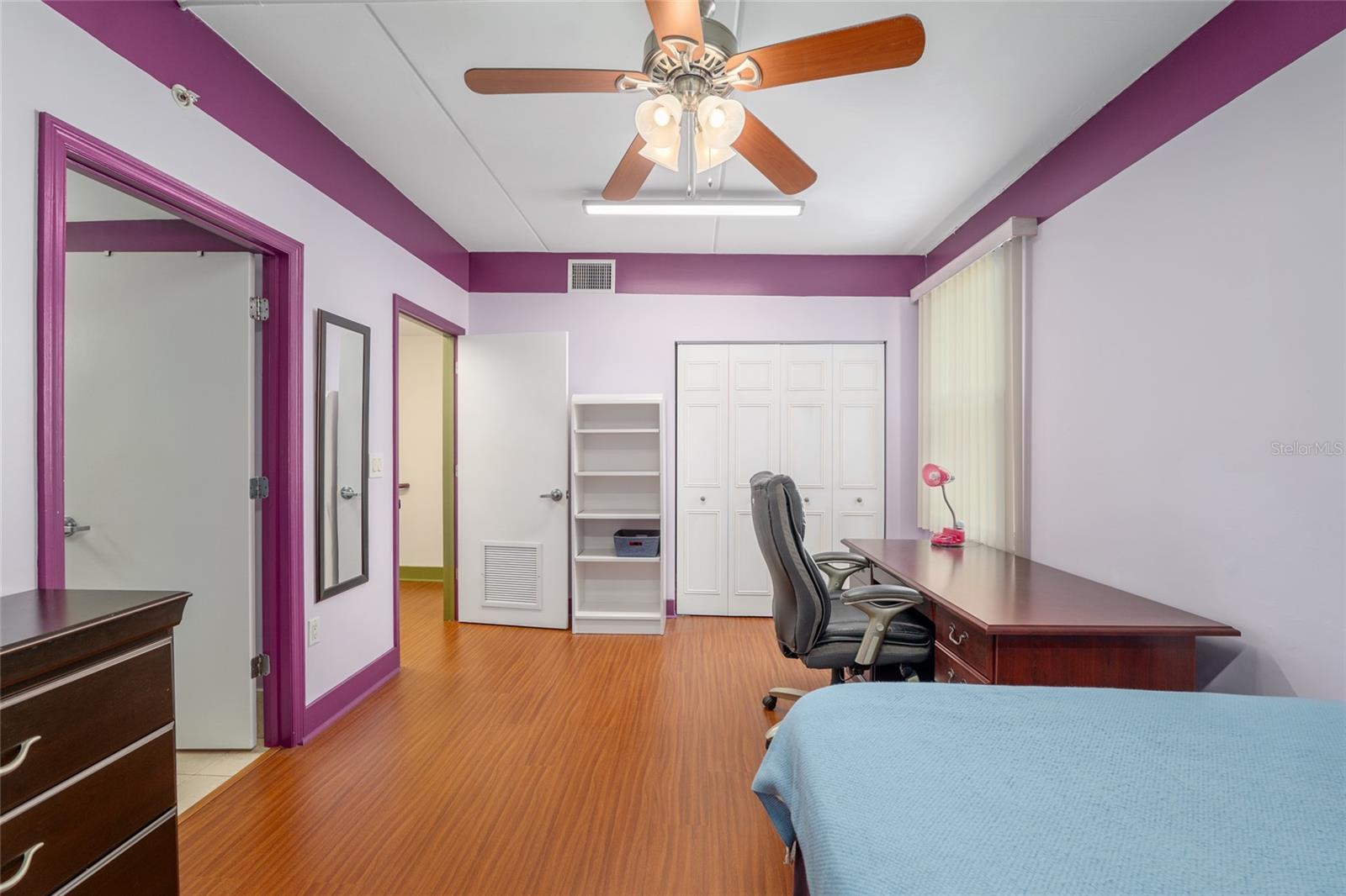 Image 33 of 40 For 2515 35th Place 219