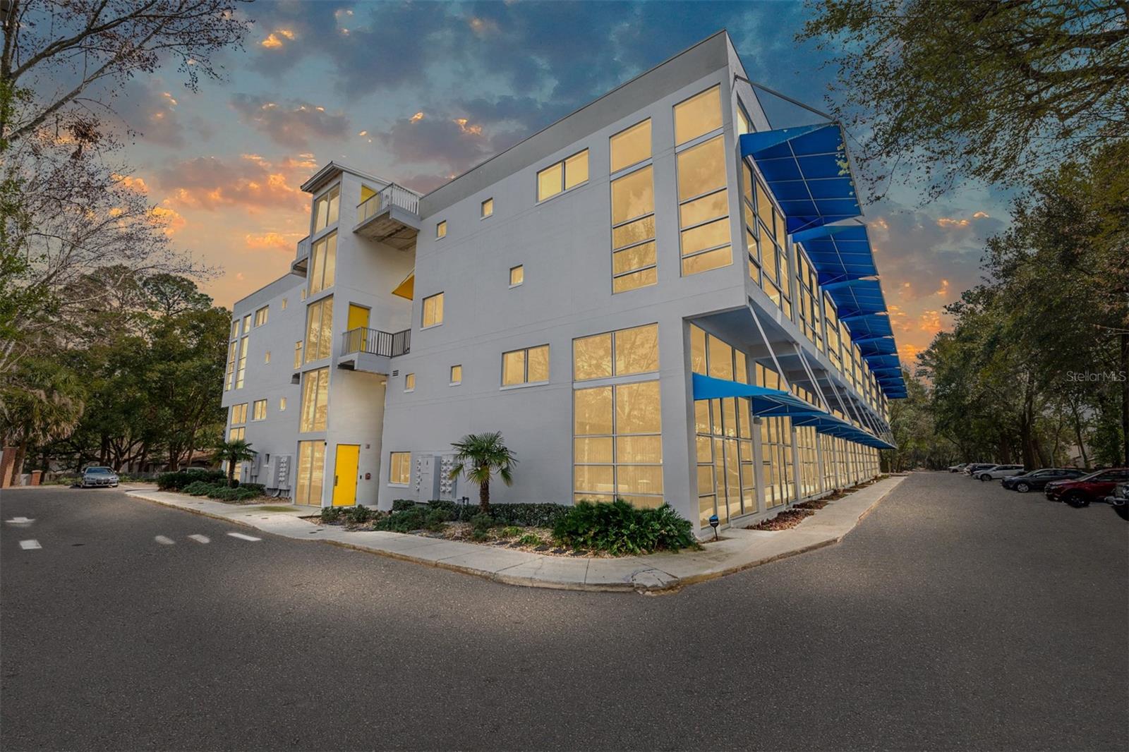 Image 40 of 40 For 2515 35th Place 219