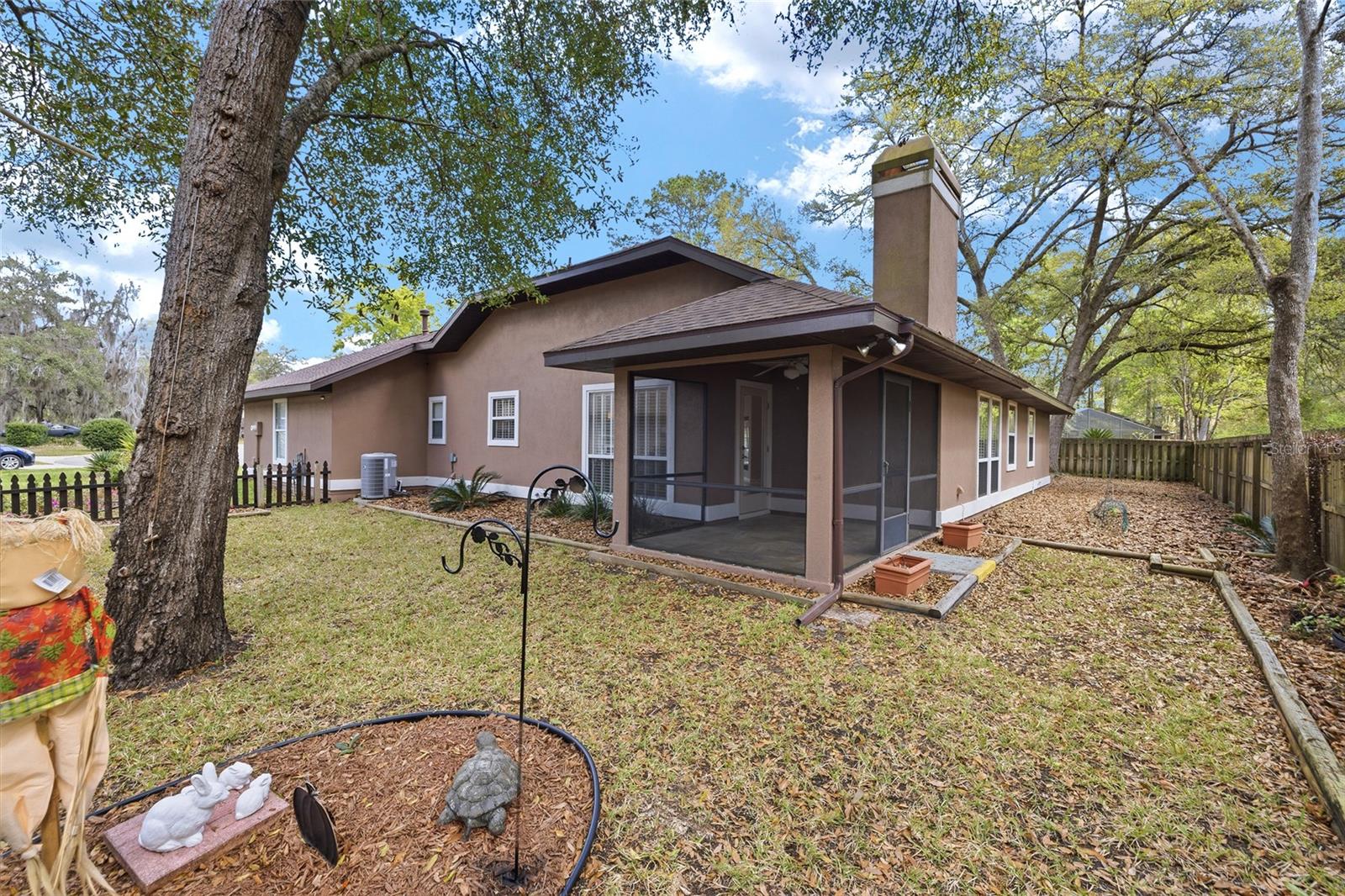 Image 31 of 37 For 1128 82 Terrace