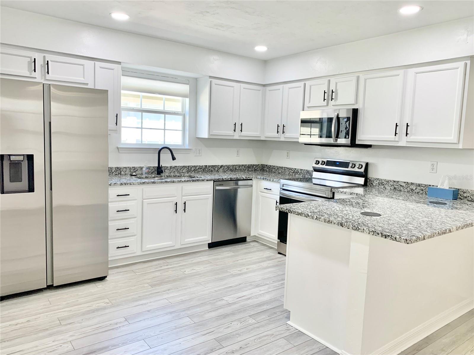 Image 7 of 33 For 3816 27th Street