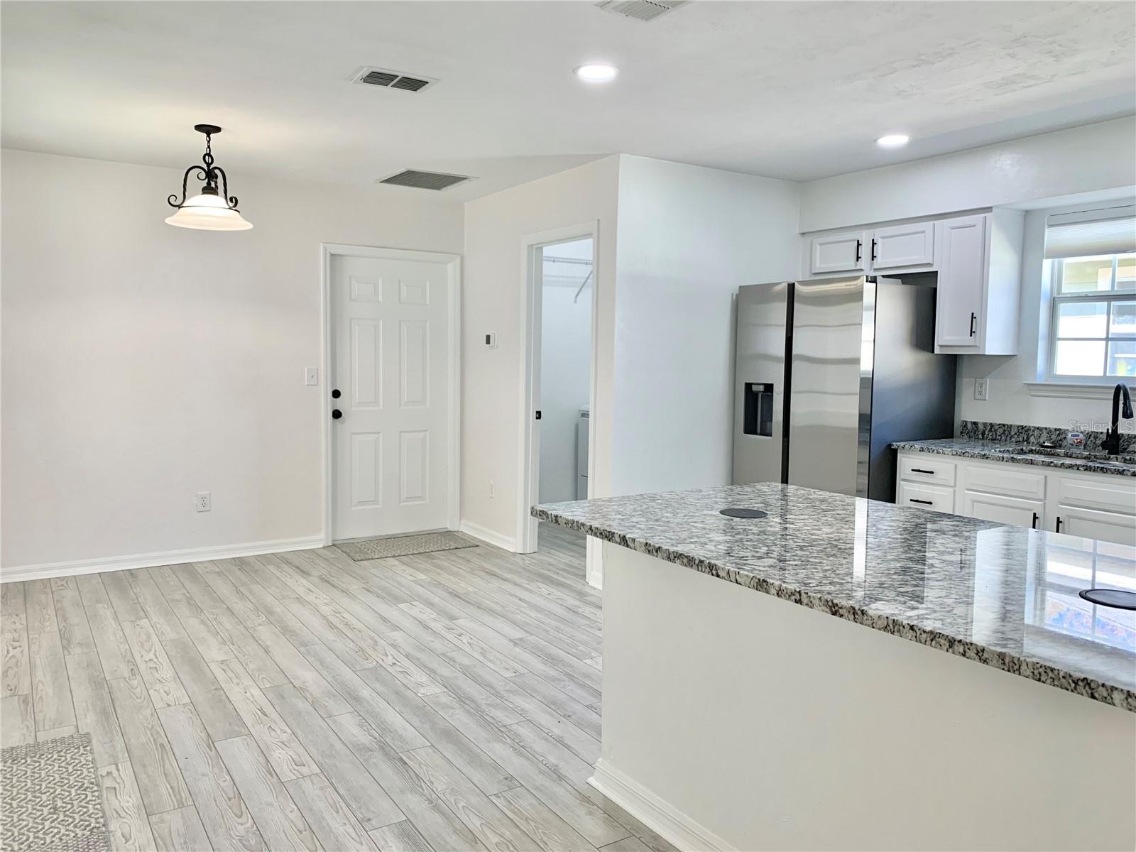 Image 9 of 33 For 3816 27th Street