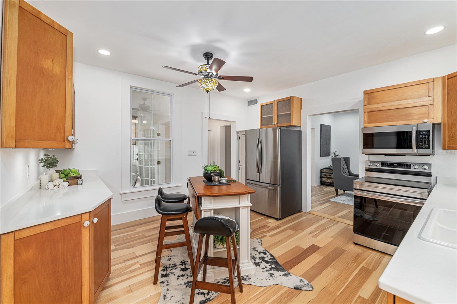 Image 20 of 35 For 105 1st Ave Avenue Ne