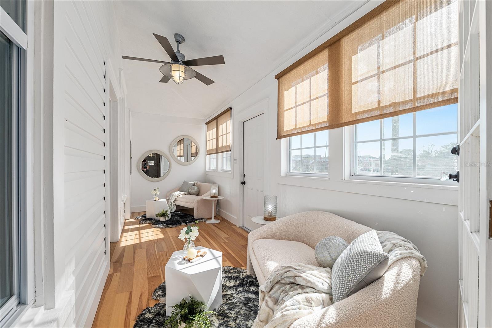 Image 29 of 35 For 105 1st Ave Avenue Ne