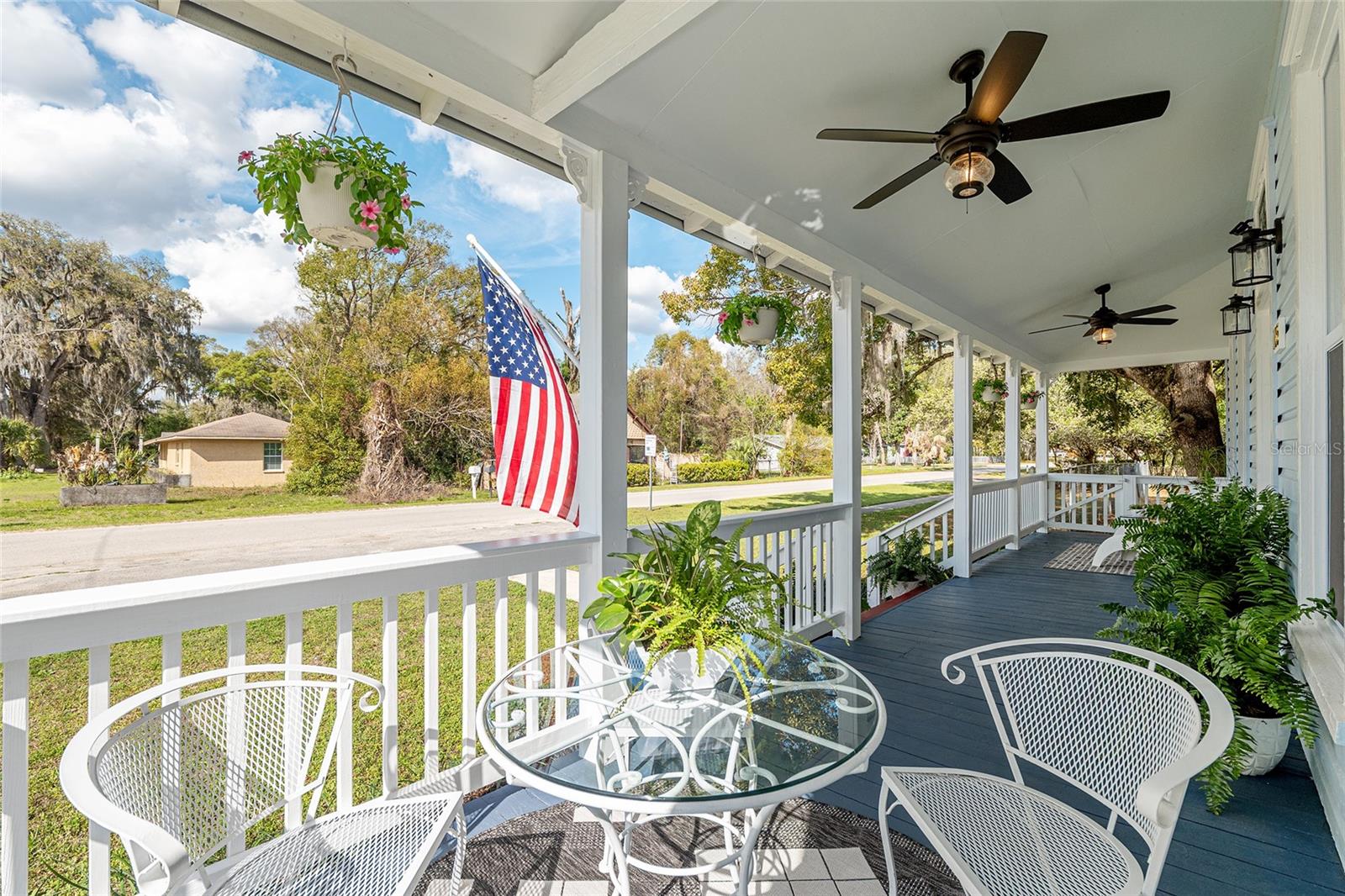 Image 8 of 35 For 105 1st Ave Avenue Ne