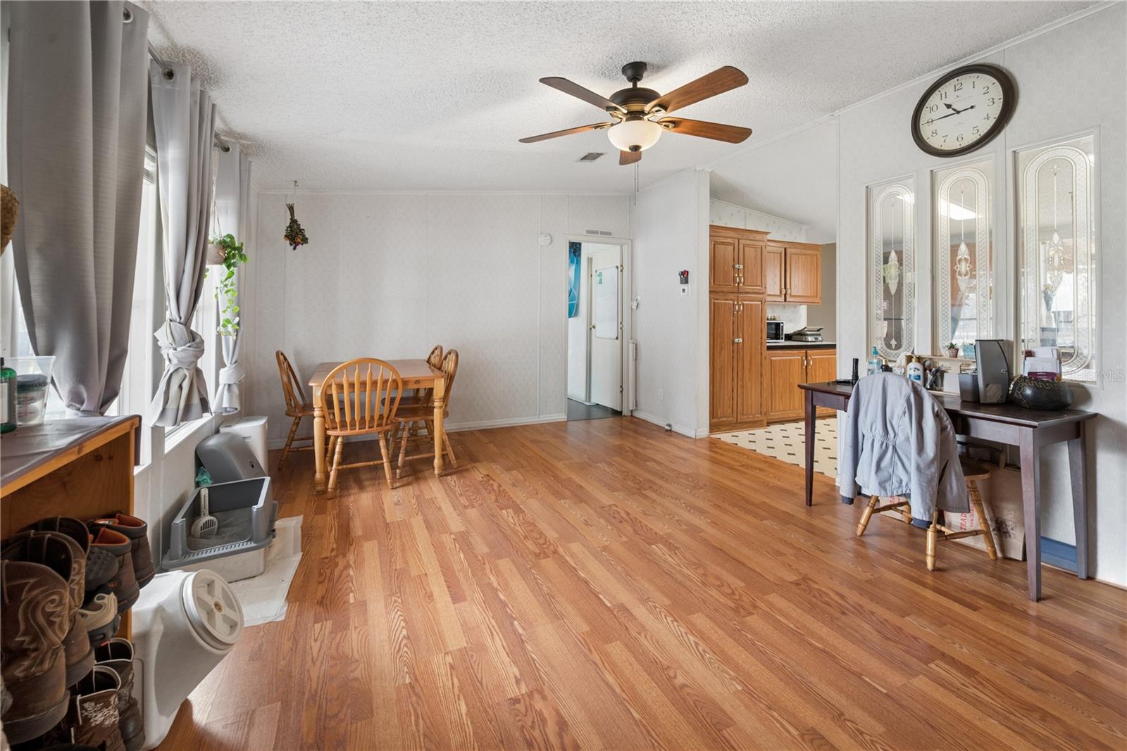 Image 49 of 70 For 16242 130th Street