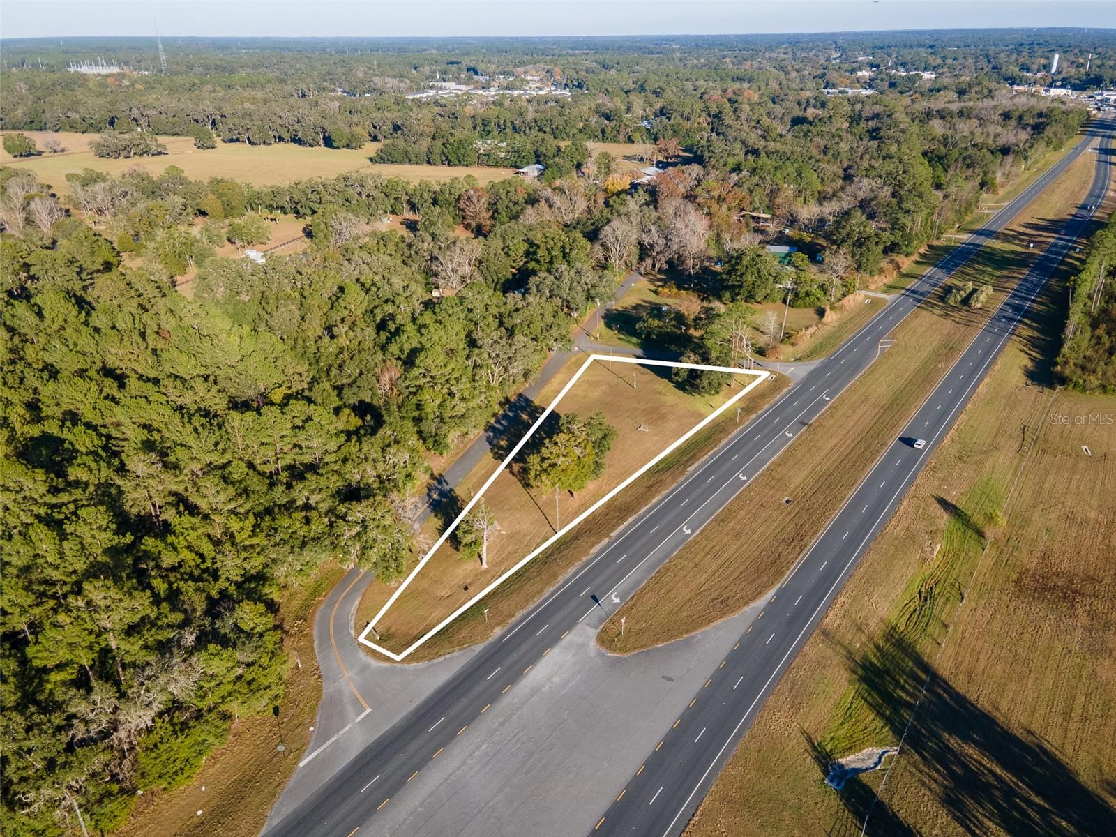 Image 34 of 49 For 18450 40th Street