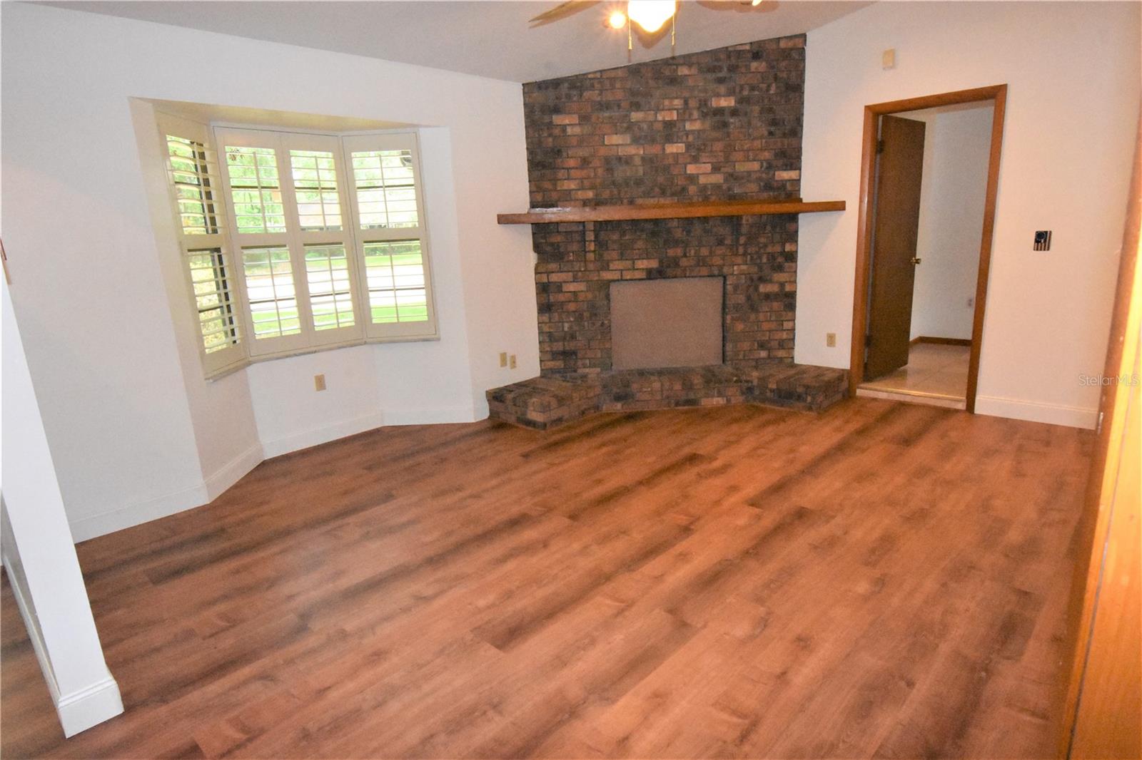 Image 8 of 38 For 4730 36th Place