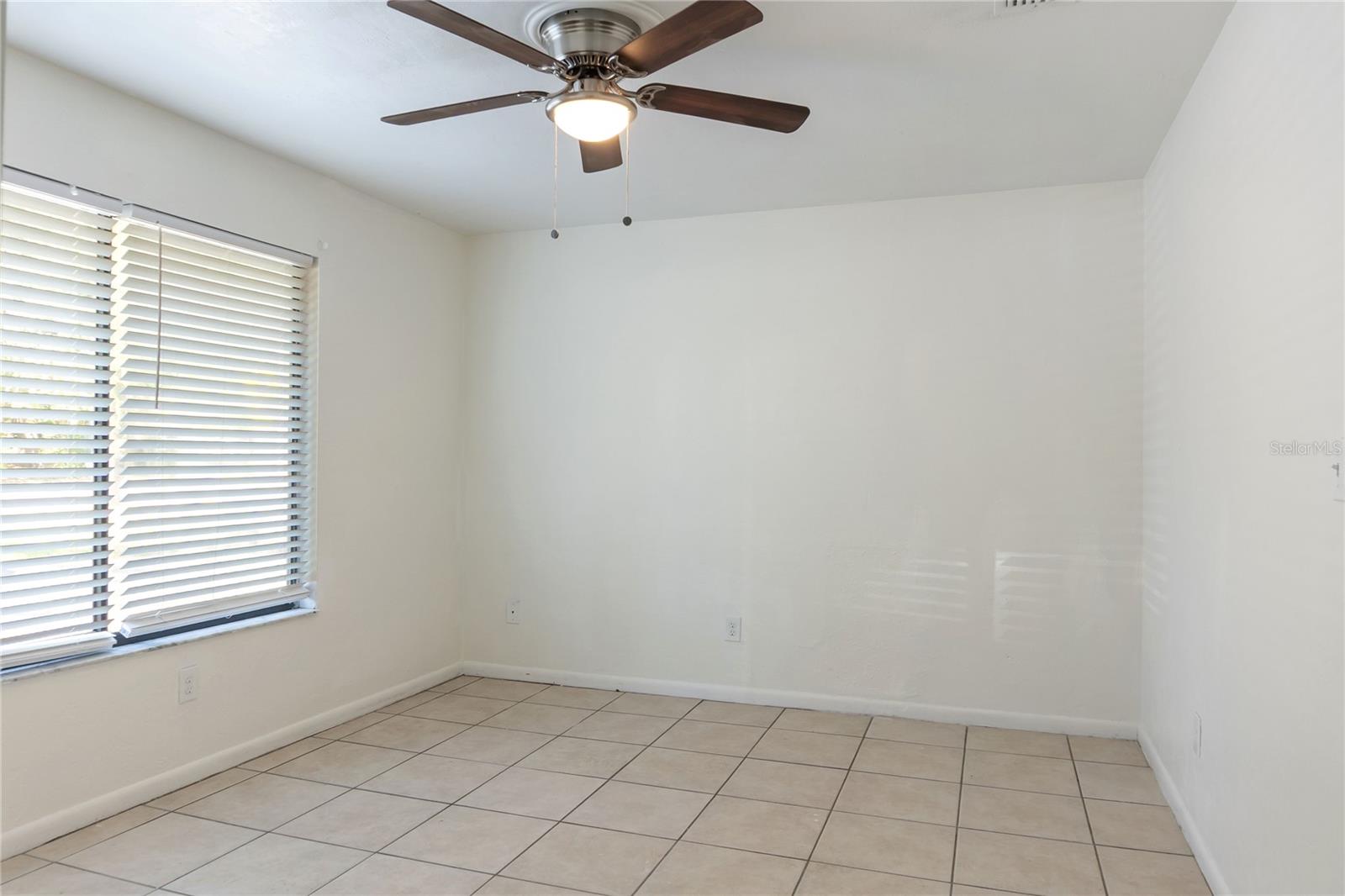 Image 14 of 17 For 1031 61st Street