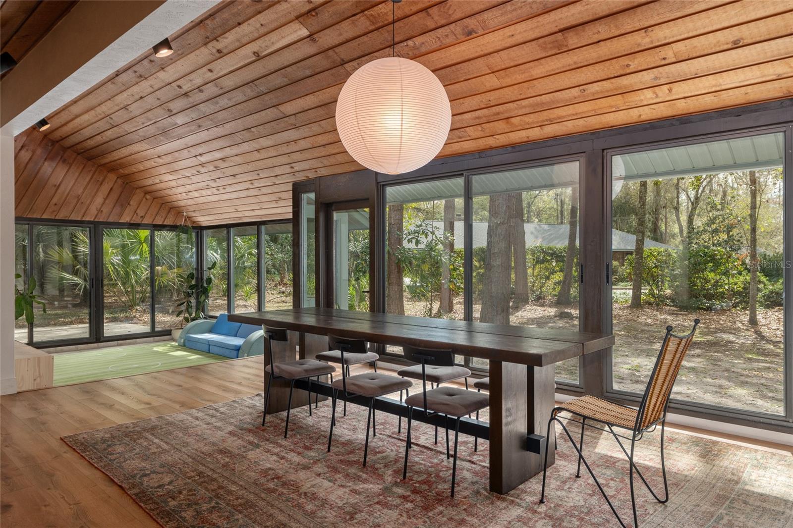 Image 37 of 82 For 6424 37th Way