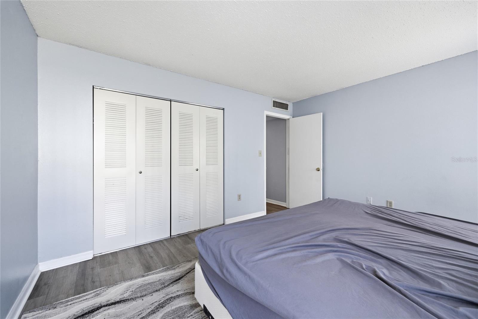 Image 11 of 15 For 2811 Archer Rd  V173