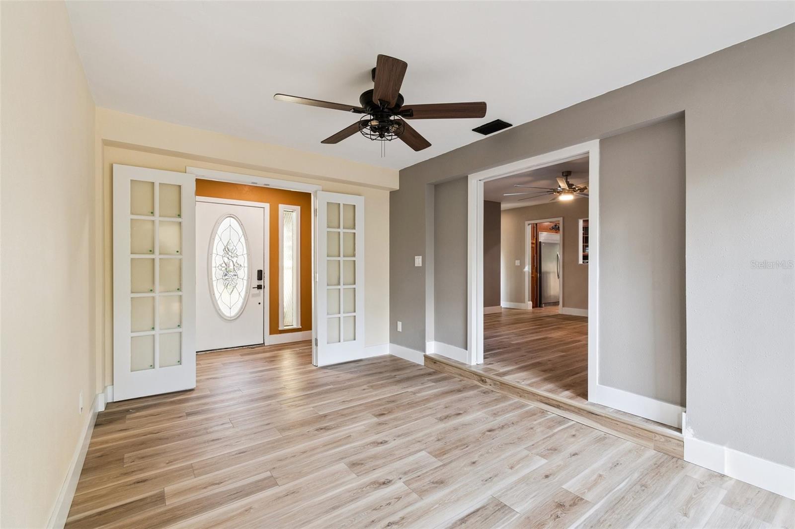 Image 4 of 26 For 3741 16th Place